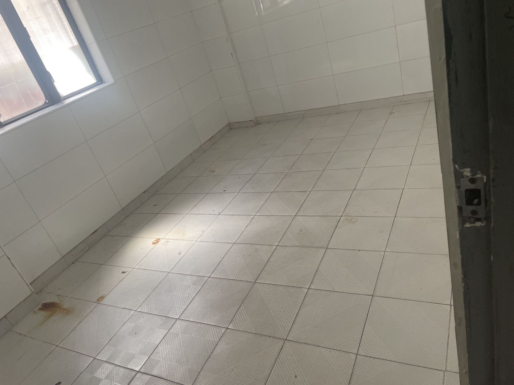 口岸宿舍小区 3房2厅2卫 85.6㎡-广州口岸宿舍小区二手房
