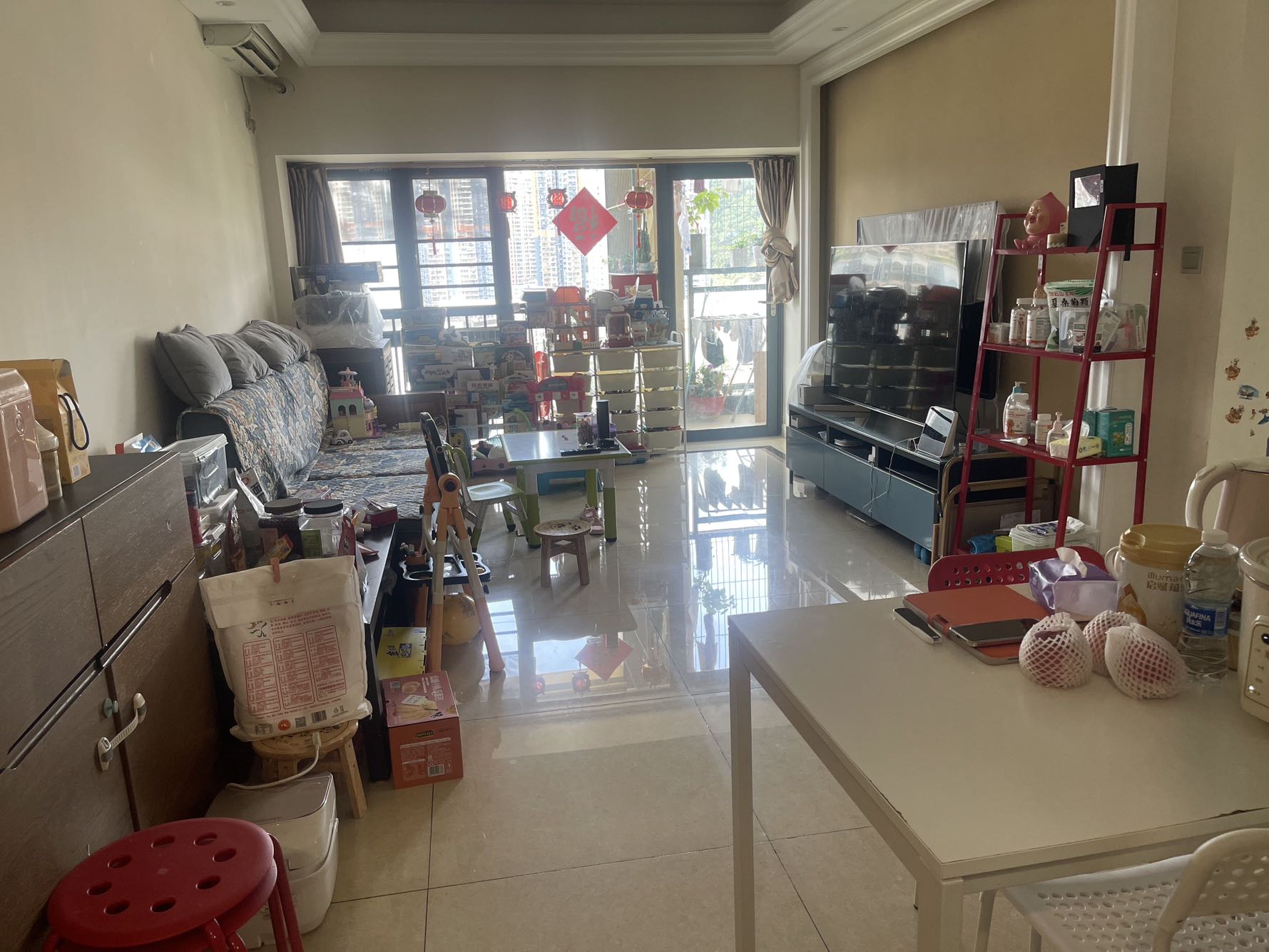 信义金御半山三期客厅-1
