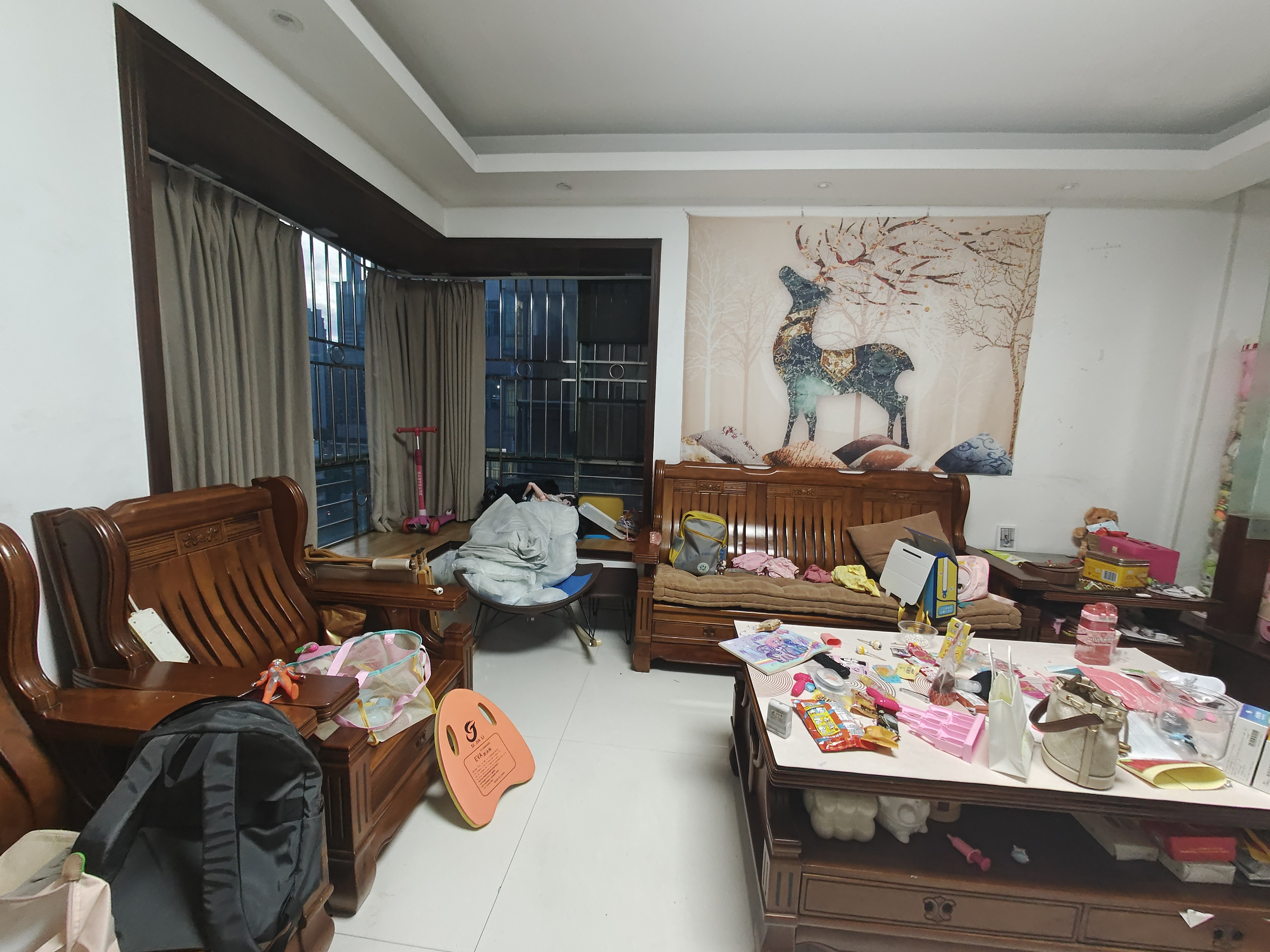 豪业华庭客厅-1
