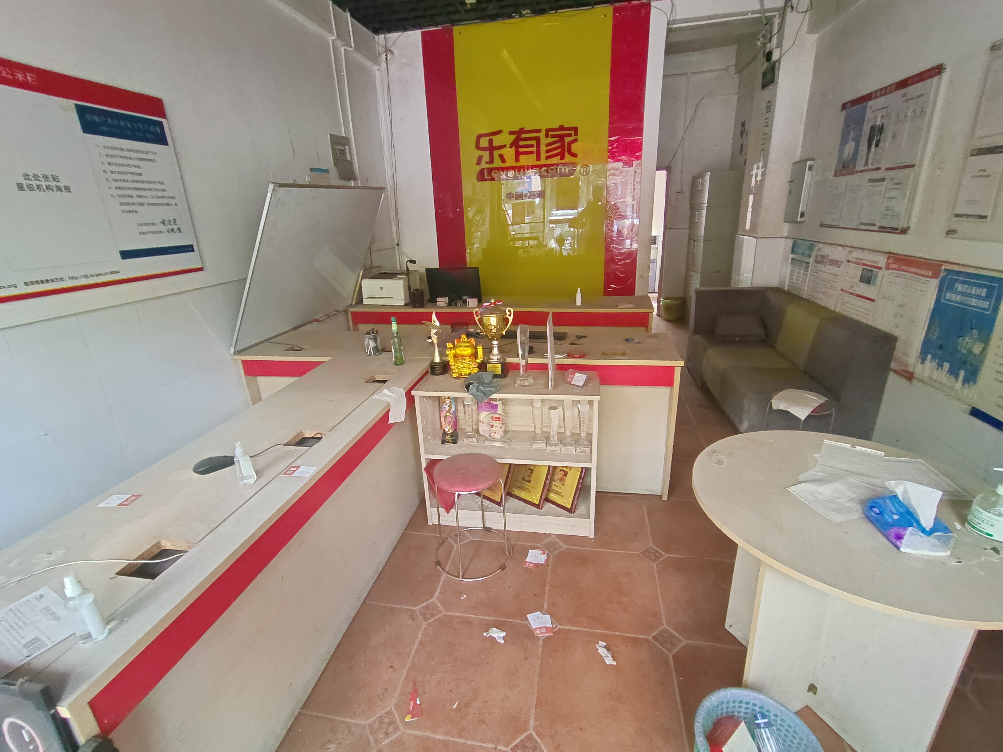 豪城馨庭居 3房2厅2卫 40.52㎡-深圳豪城馨庭居租房