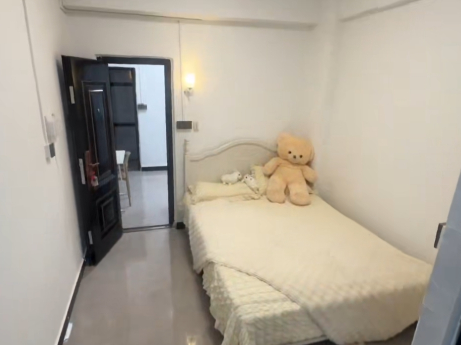 泥岗东村新出单间1房1厅等