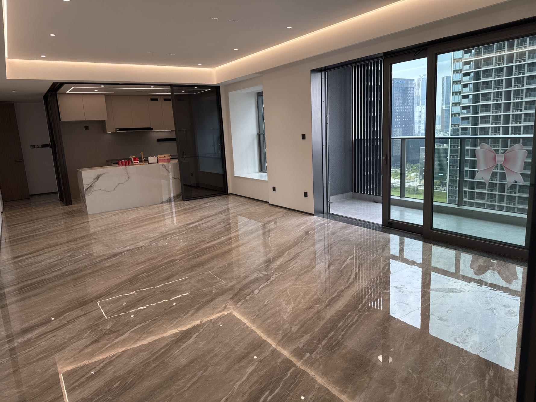 一湾臻邸客厅-1