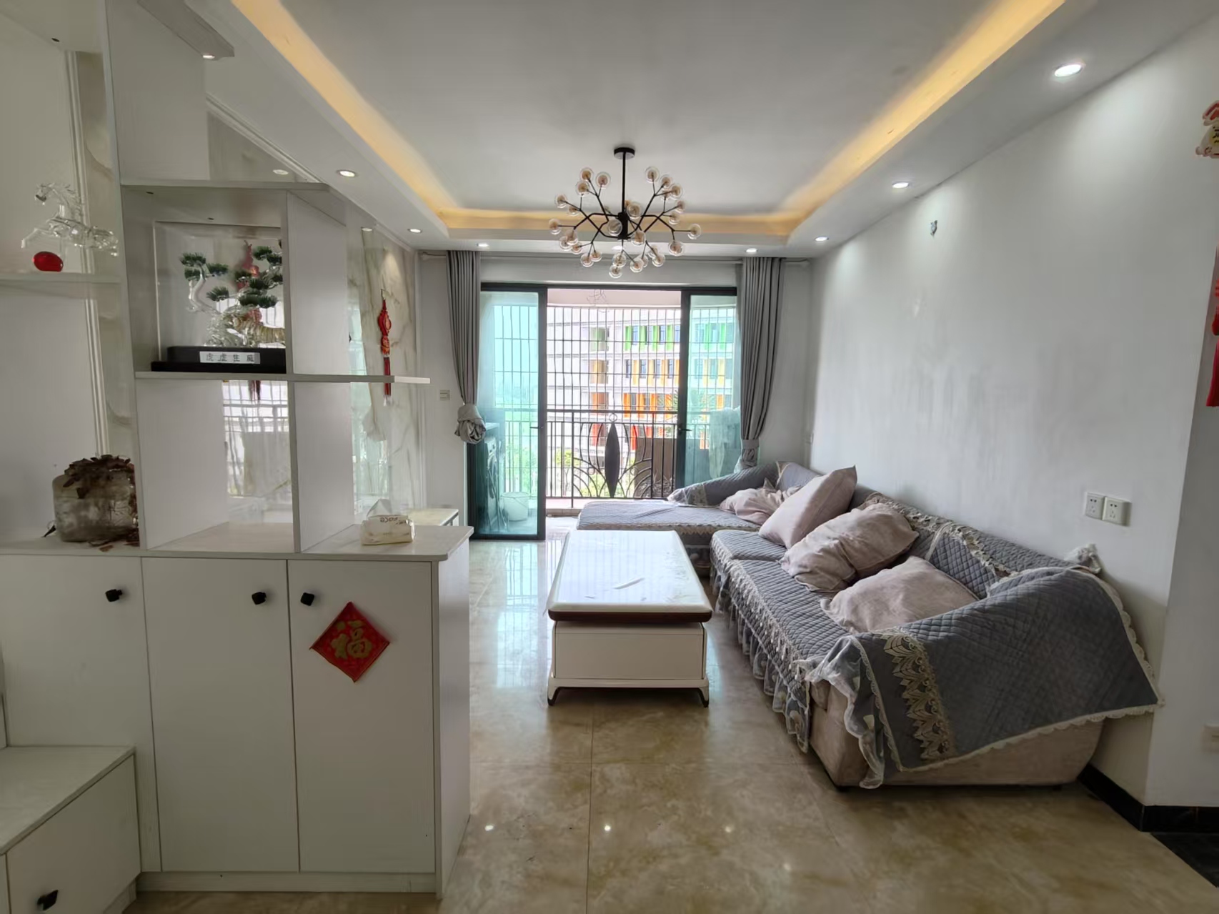 奕聪花园，通透户型，实用率高，高新一小旁边