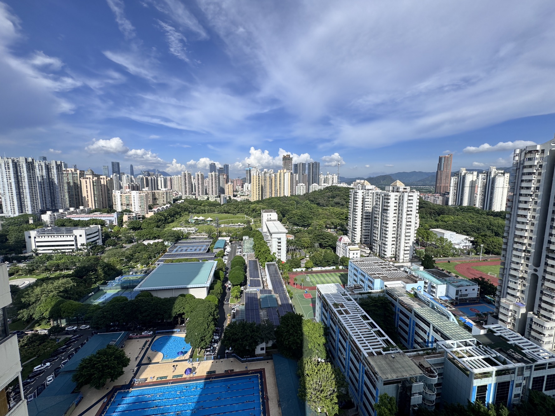 业主诚心出租，福田CBD区委旁，近红岭益强-中山建鑫苑租房
