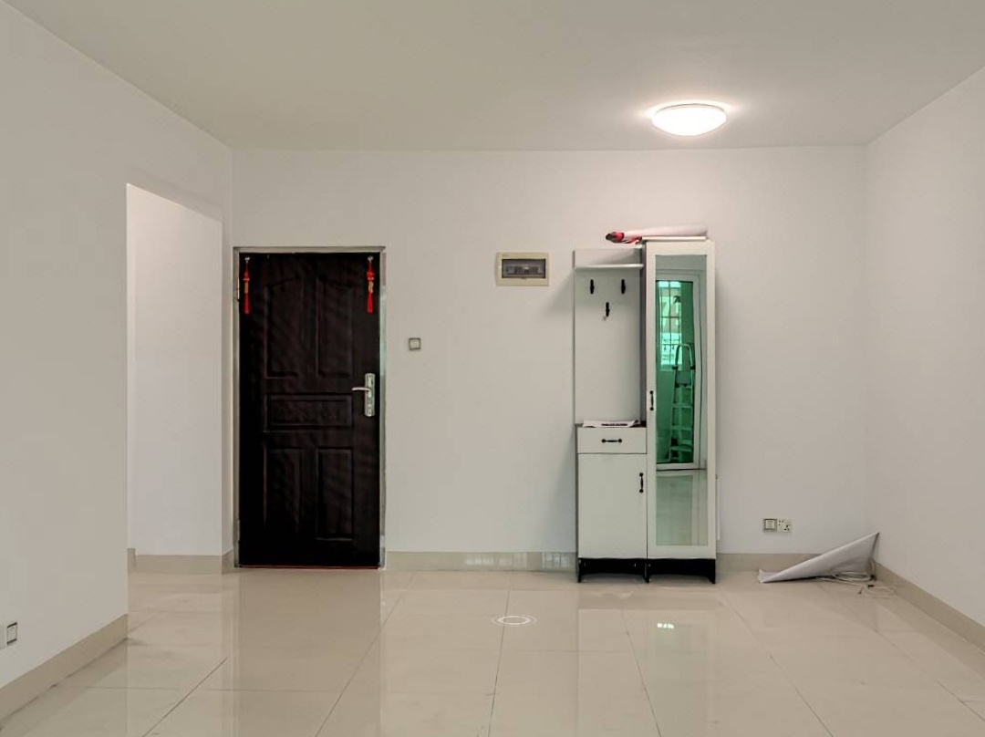 富华广场一期，北，普装，3室2厅82.35m²-深圳富华广场一期二手房