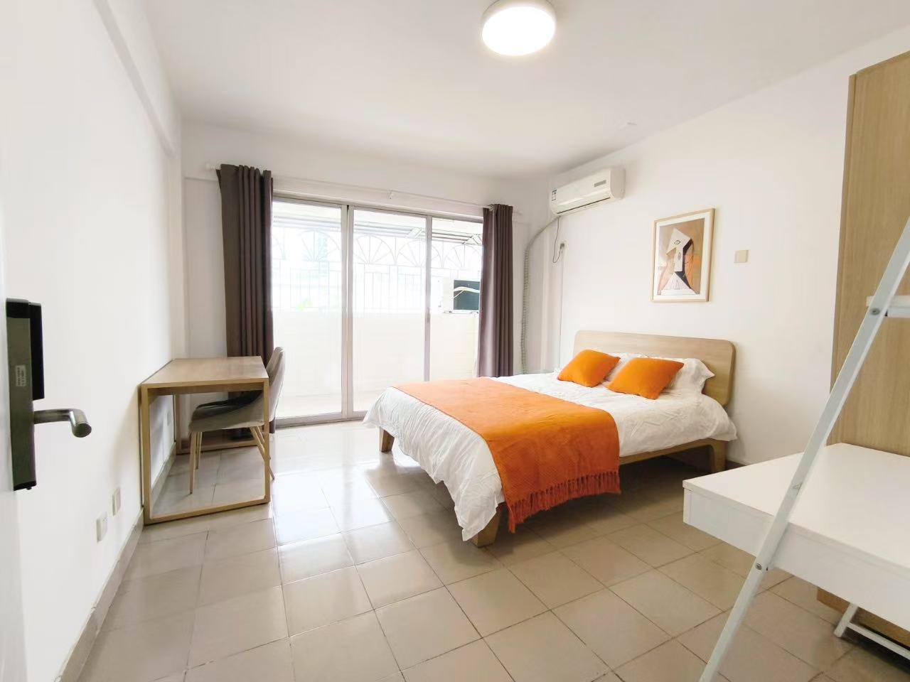 豪方花园 1房0厅0卫 15㎡