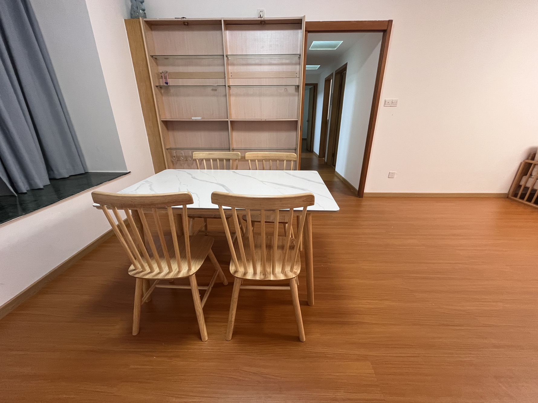 嘉多利花园东普装4室2厅121.89m²-中山嘉多利花园租房