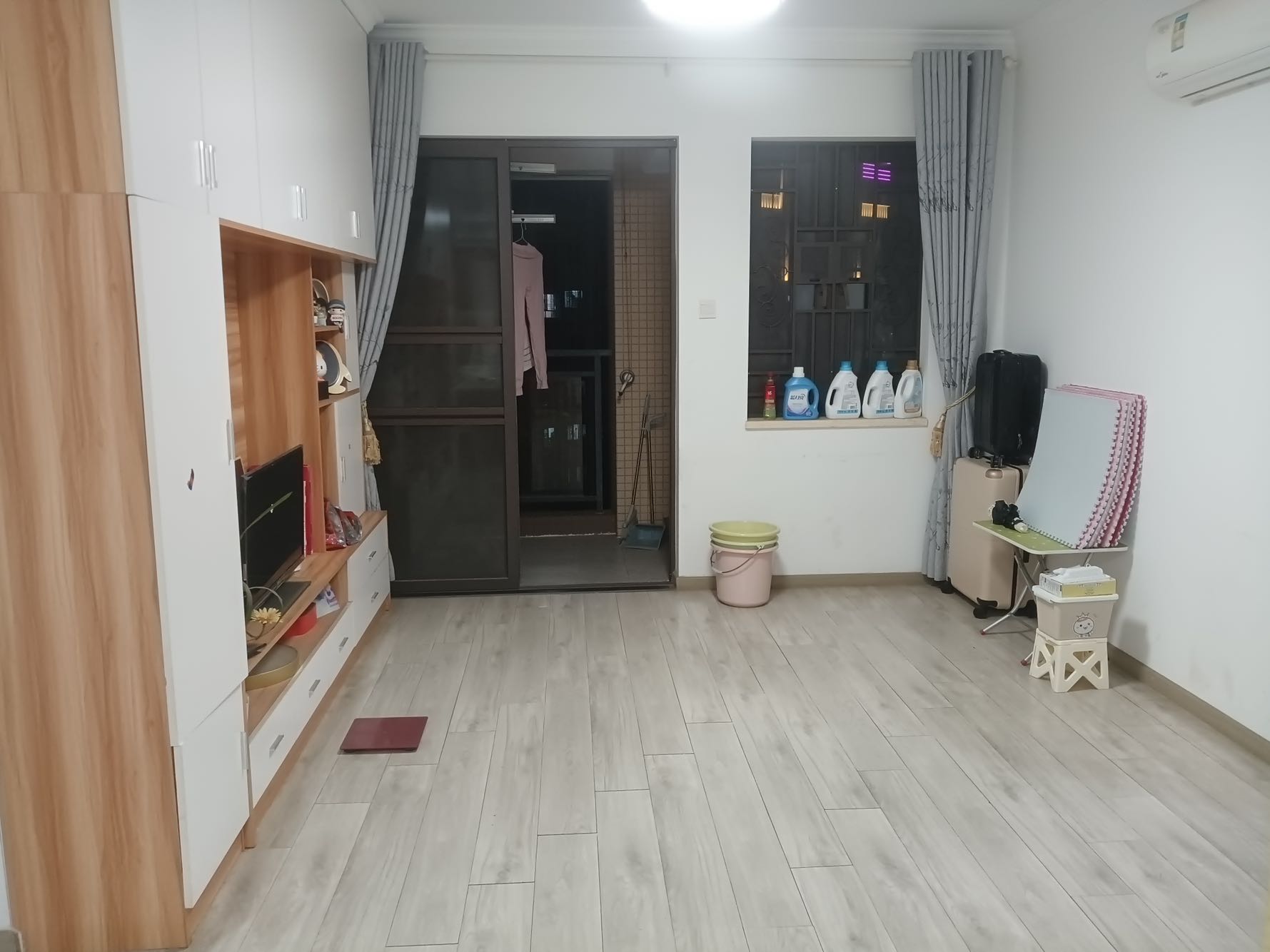 锦龙湾畔客厅-1