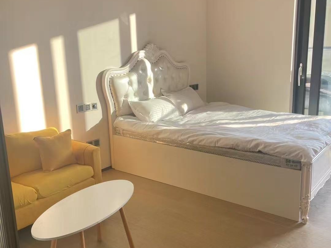 业主诚心出租，看房方便-深圳中洲滨海商业中心一期租房