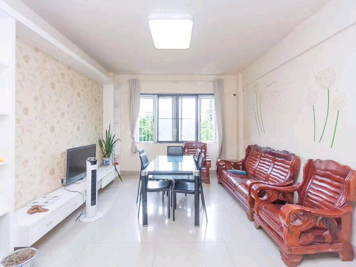 双龙花园，宽敞三房，诚心招租，看房方便-深圳双龙花园租房