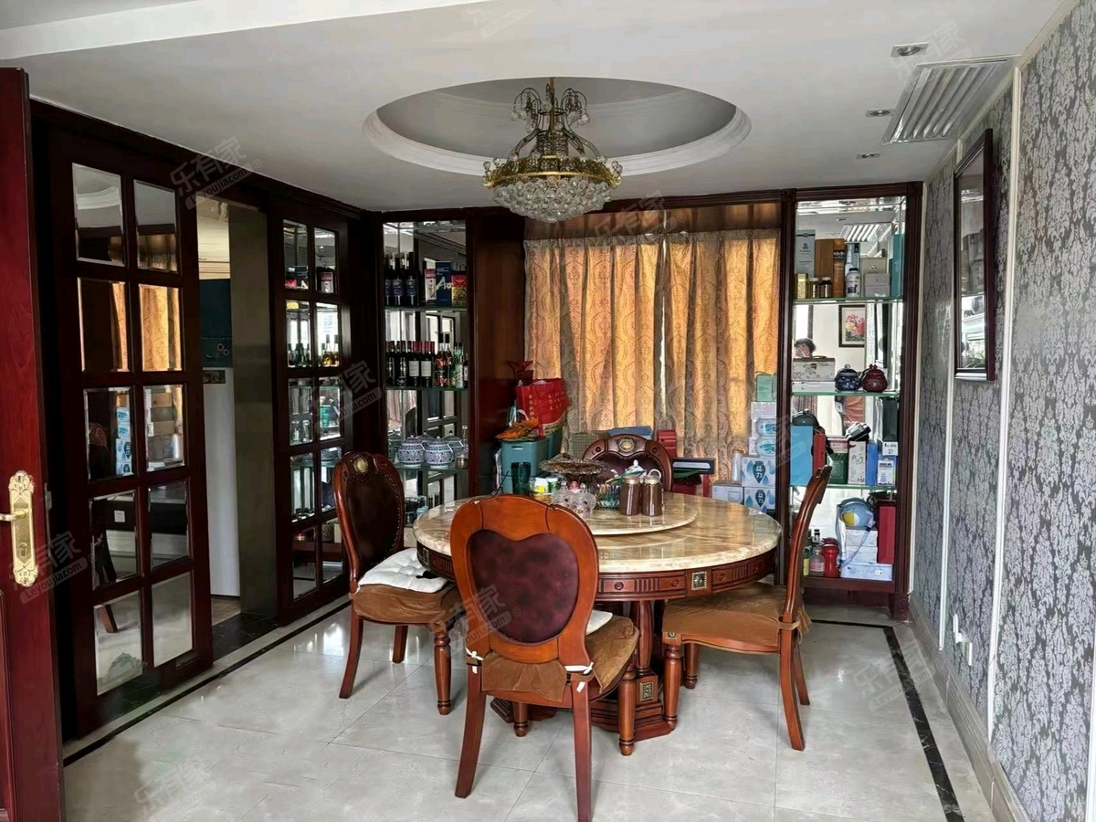 凯旋城精装顶复诚心出租，看房随时方便-深圳金泓凯旋城租房