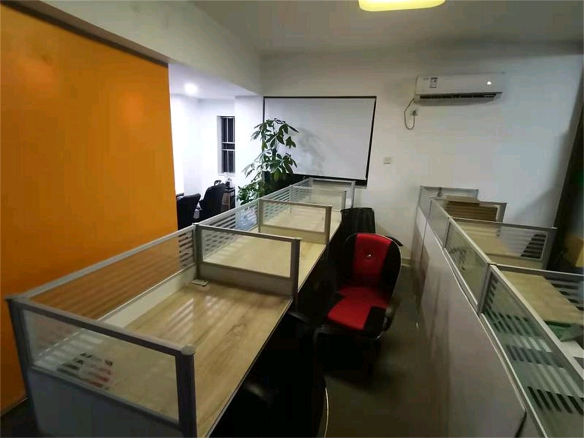 正中风临国际中心南普装1室1厅41m²