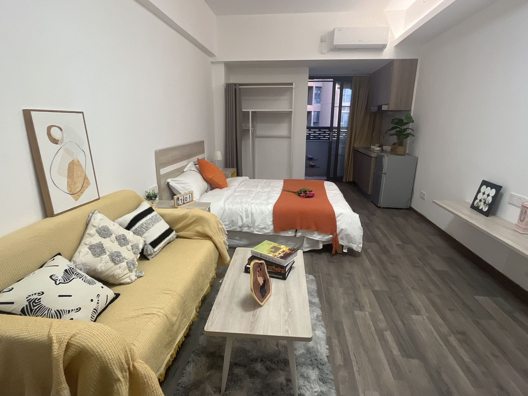 荣寓 1房0厅1卫 40㎡