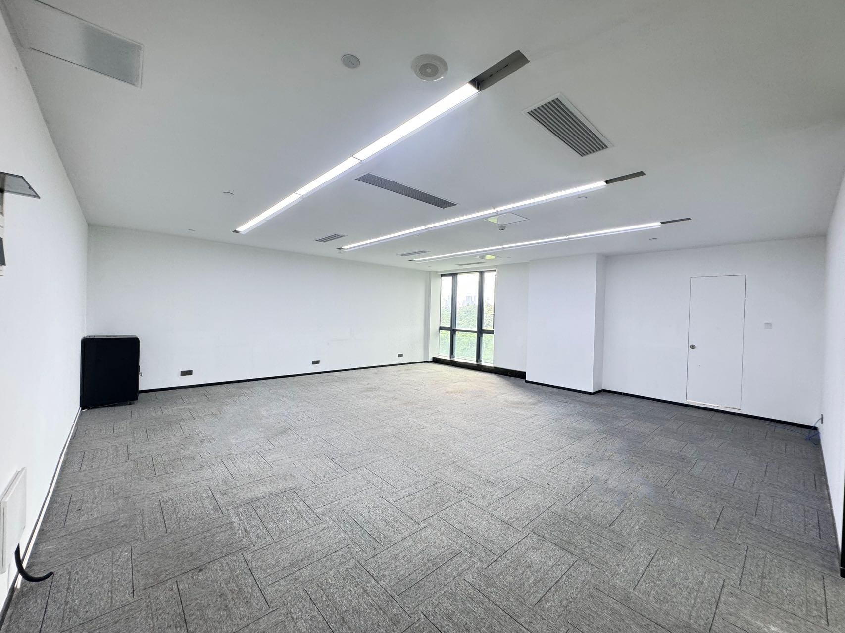 京基御景峯 写字楼 157㎡-深圳京基御景峯租房