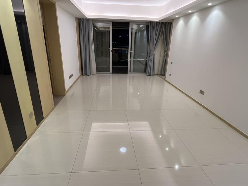 前海颐大厦 1房2厅1卫 96.9㎡