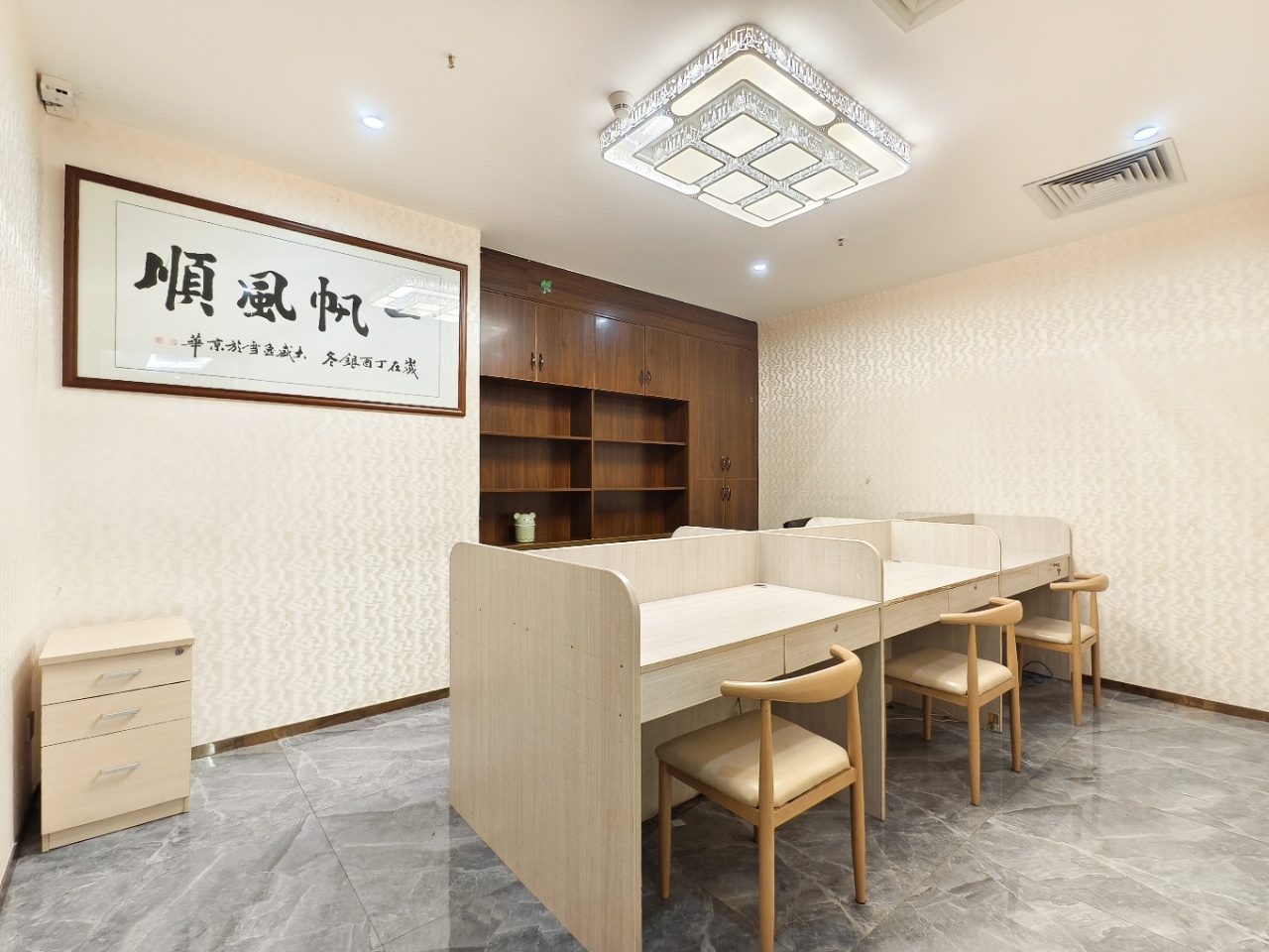 华联城市山林花园 商铺 189.1㎡-佛山华联城市山林花园租房