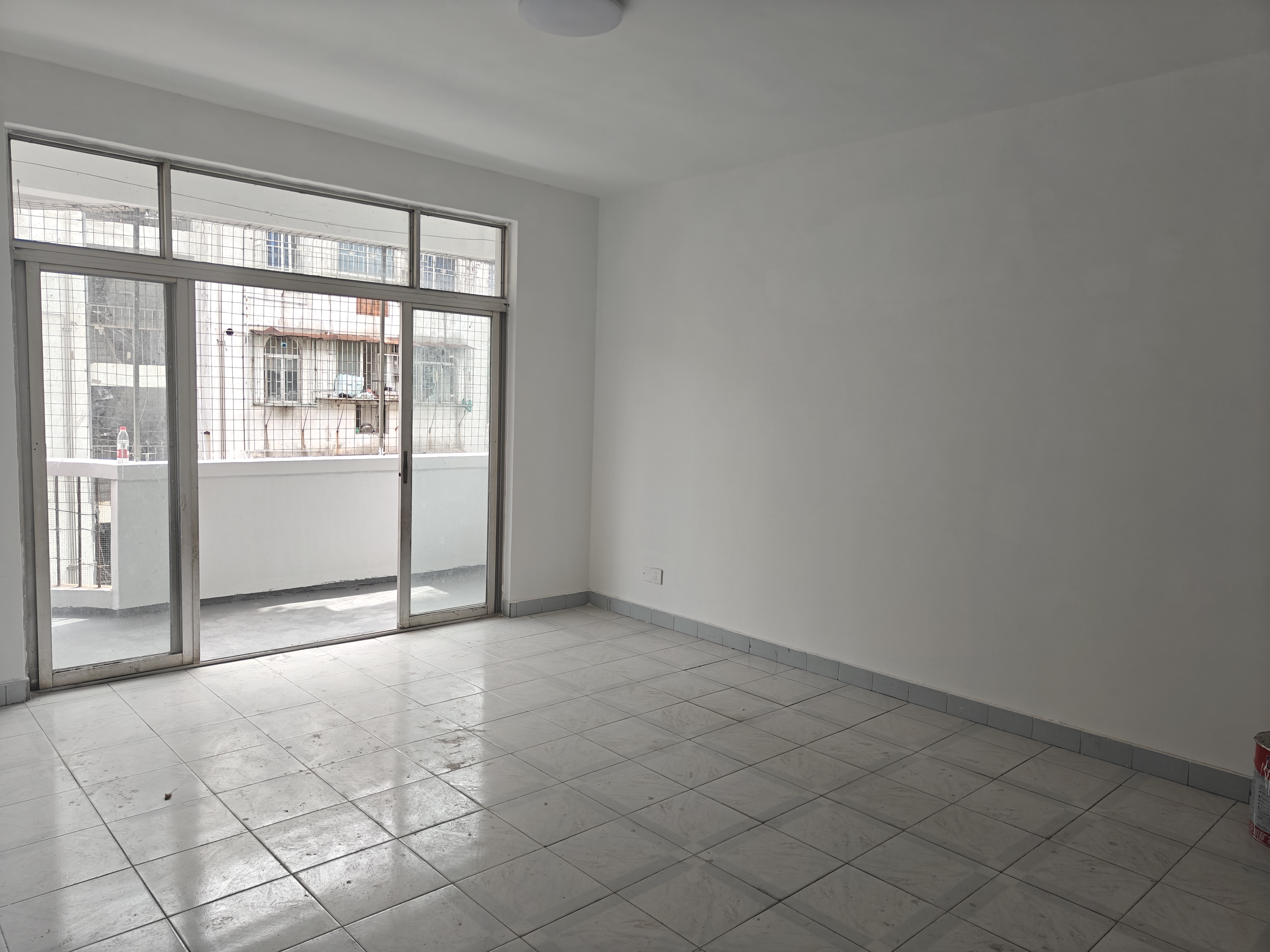 宾馆花园，居家2房，诚心出租，家私可谈