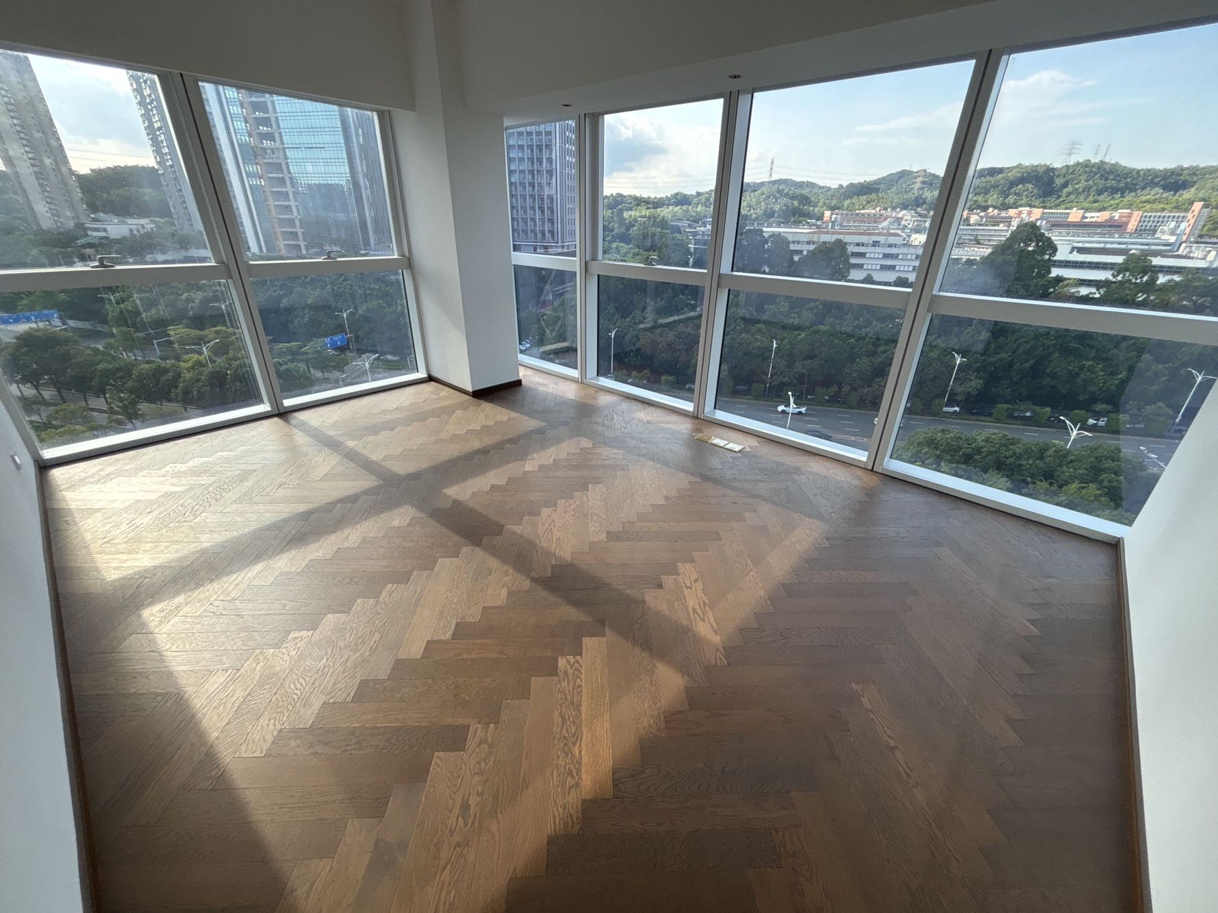 天安活力广场 4房2厅2卫 94.36㎡-深圳天安活力广场二手房