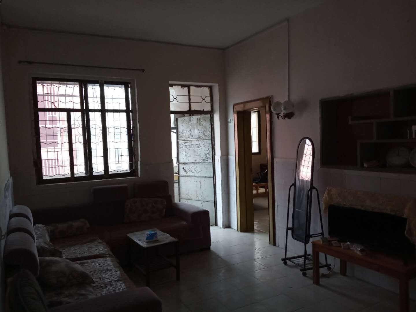 银行路 3房2厅1卫 89㎡