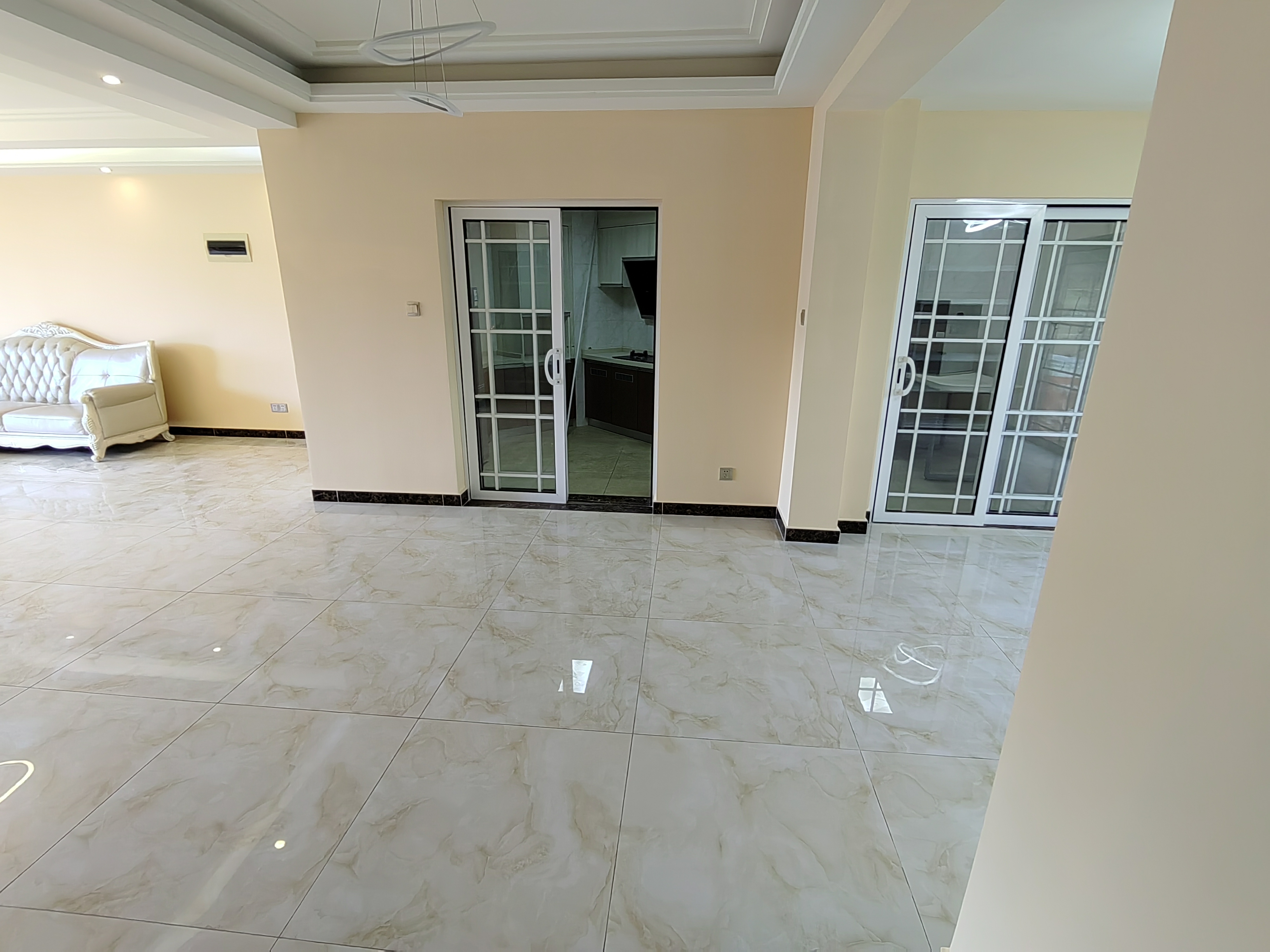 云顶道 5房2厅3卫 158㎡