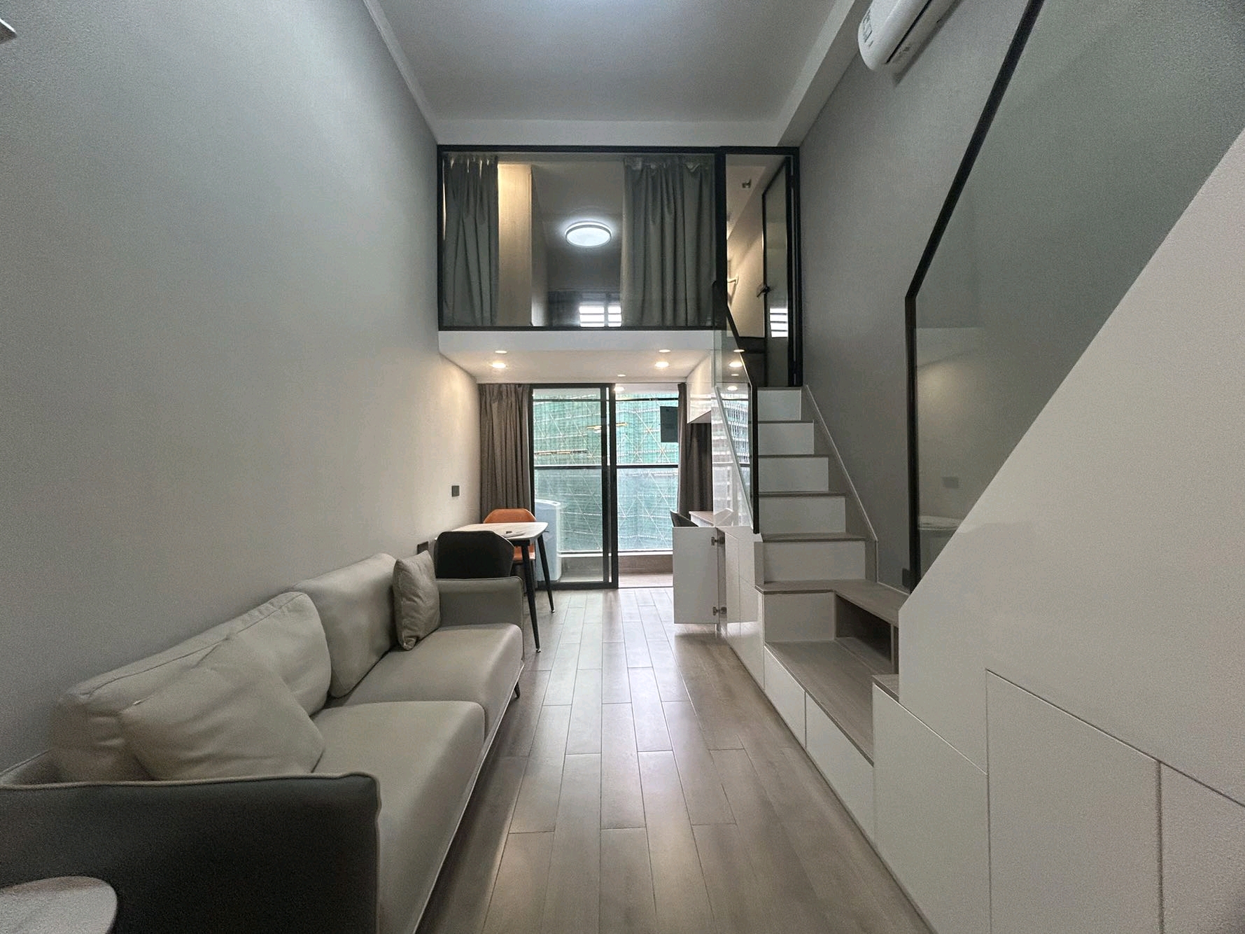 乐荟中心2房，业主诚心出租