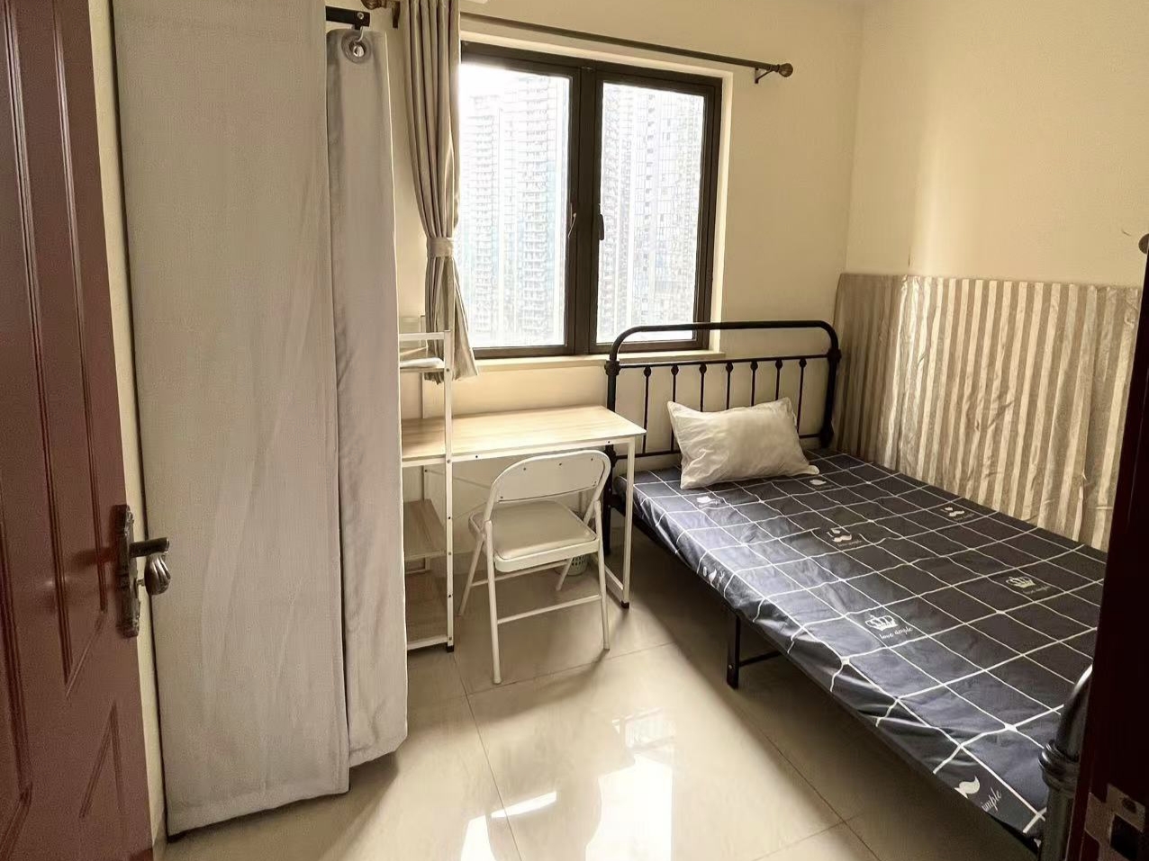 业主诚心出租，看房方便的-深圳大冲都市花园租房