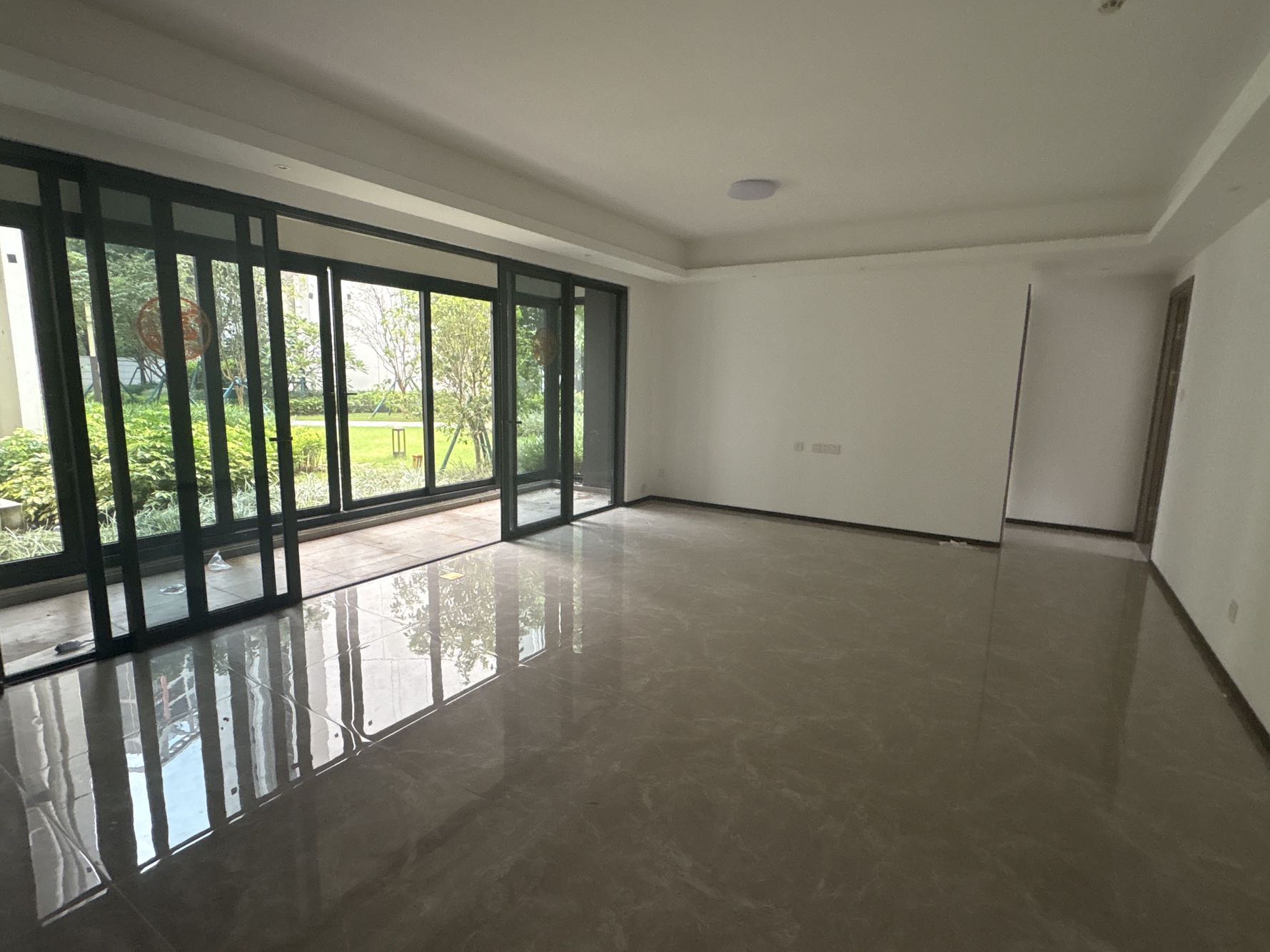 佳兆业·香山熙园，朝南采光佳，楼龄新！业主诚售，随时看房，抢手好房，错过不再！-中山佳兆业·香山熙园二手房