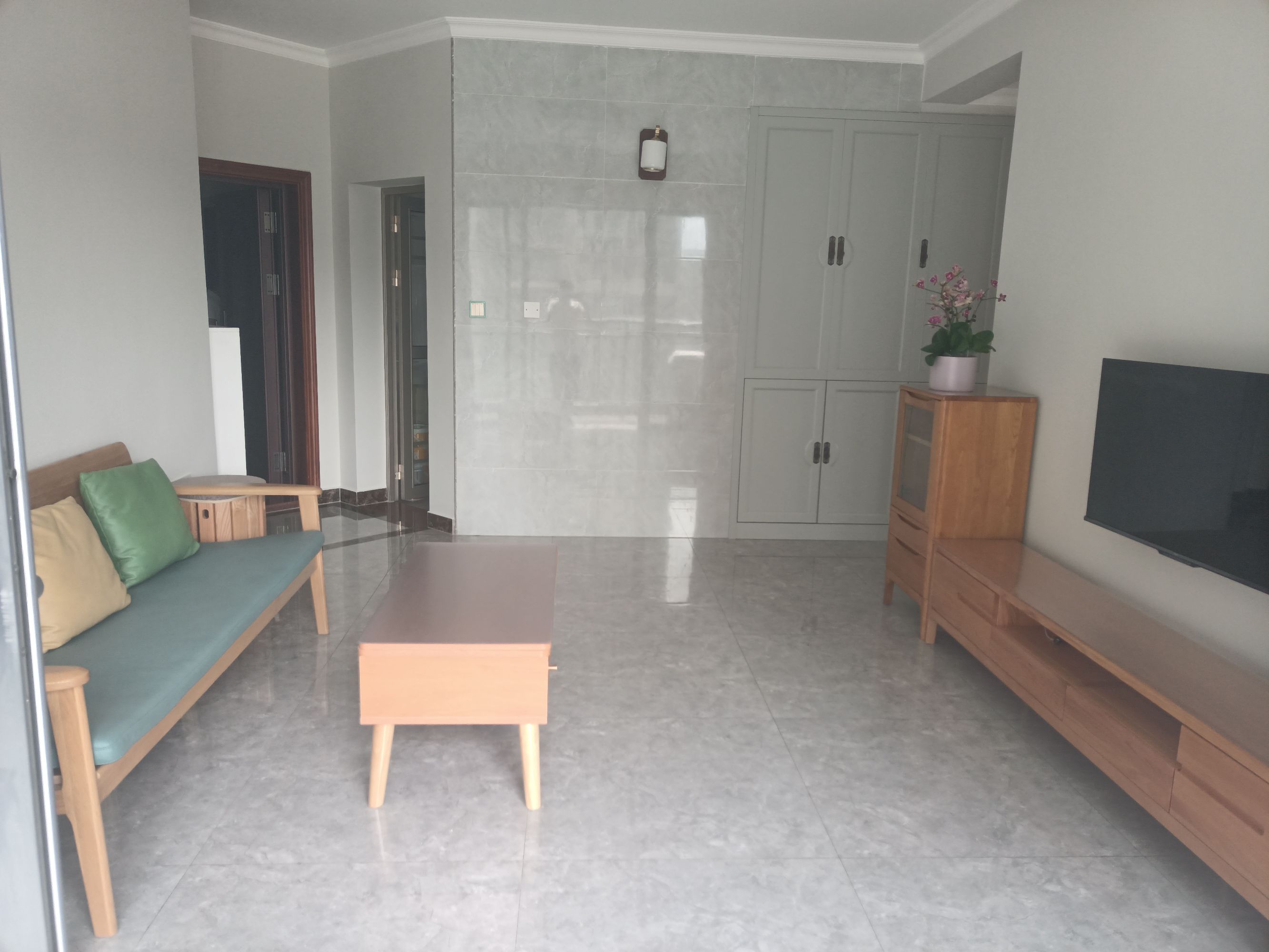 坪洲新村二期三房出租