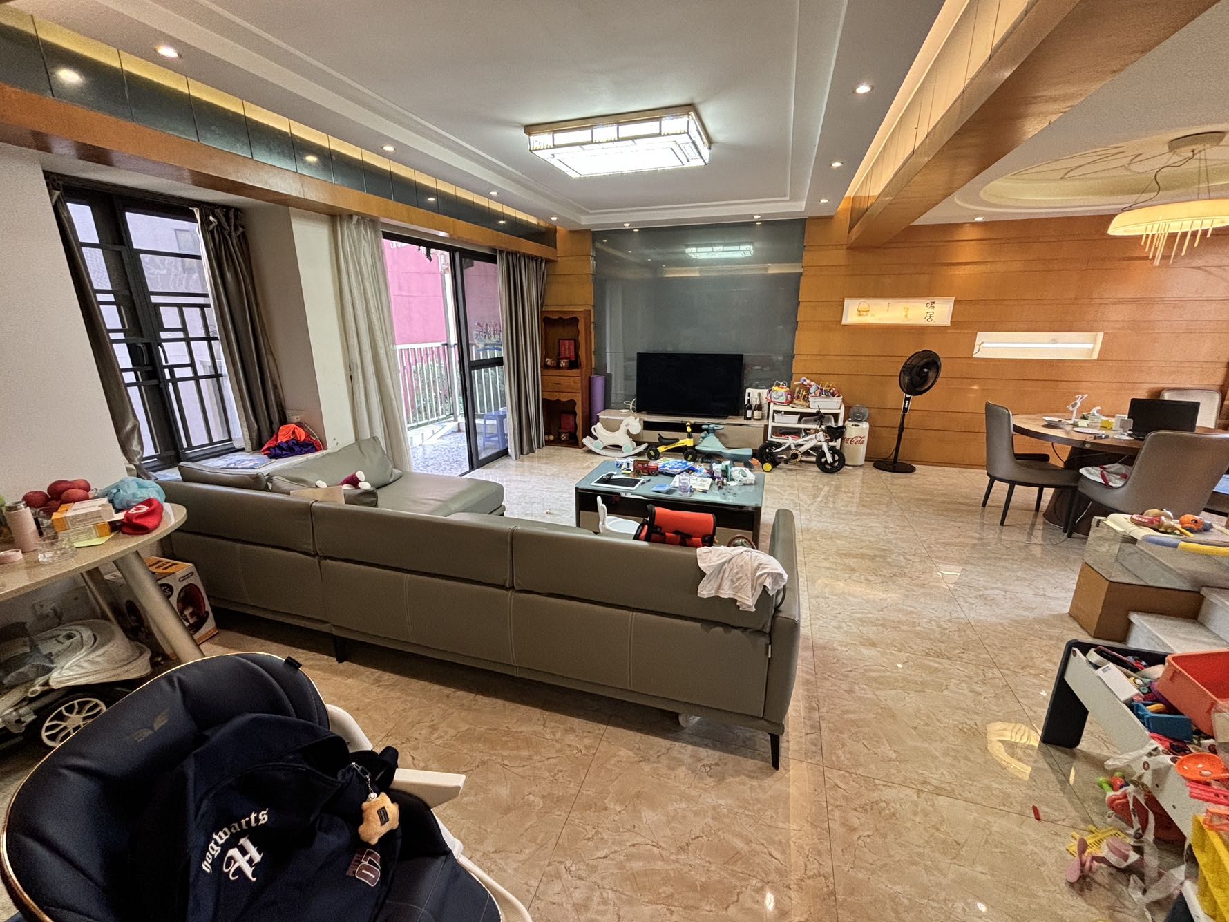 万科金色城品 东南 豪装 3室 2厅 61.56m²-广州万科金色城品二手房