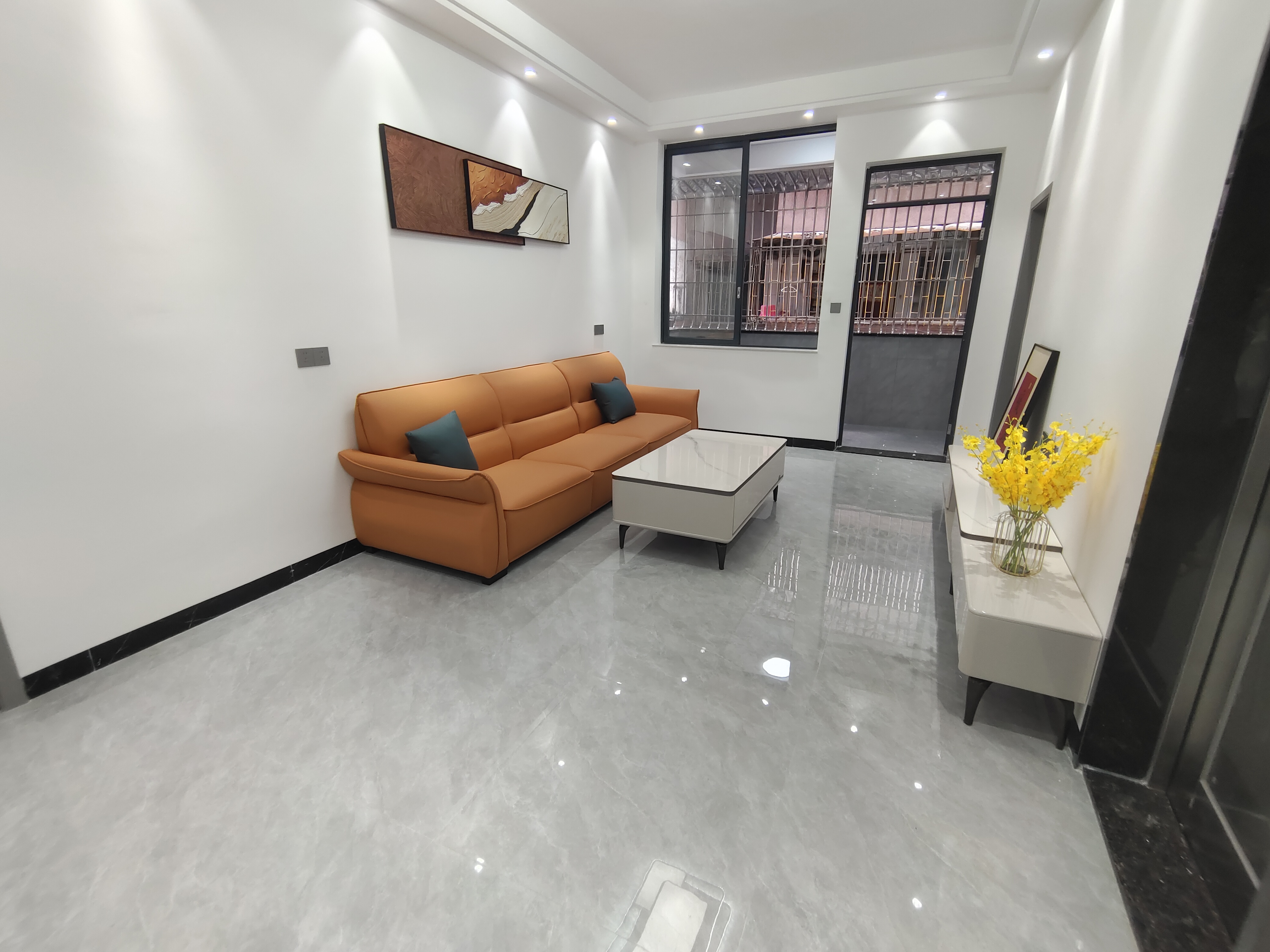 朱家庄，朝南采光佳，带地面花园，近商业综合体、大型公园，业主诚售，随时看房！-江门朱家庄二手房