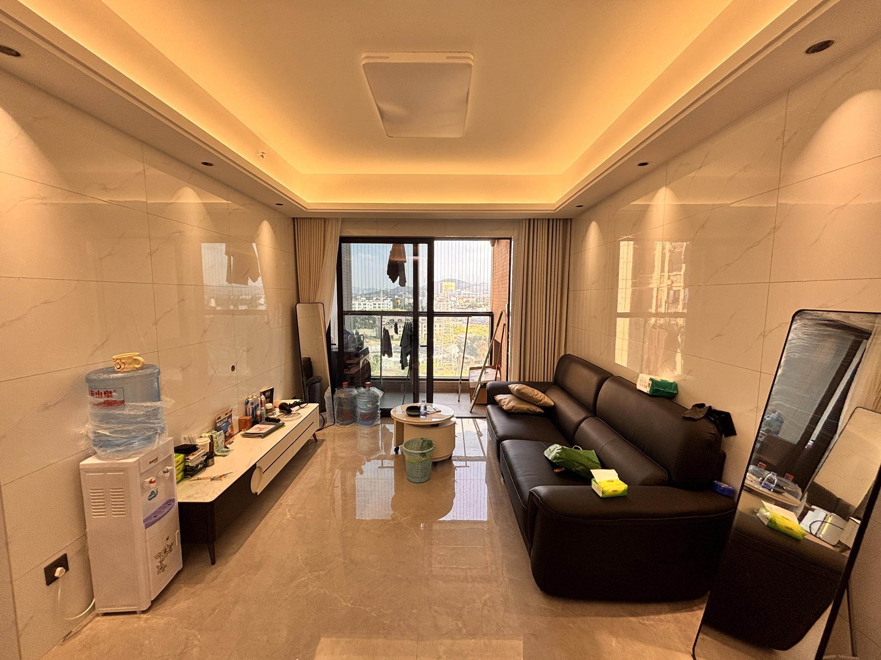 联投东方三房出租.拎包入住家私家电齐全-深圳联投东方世家花园租房