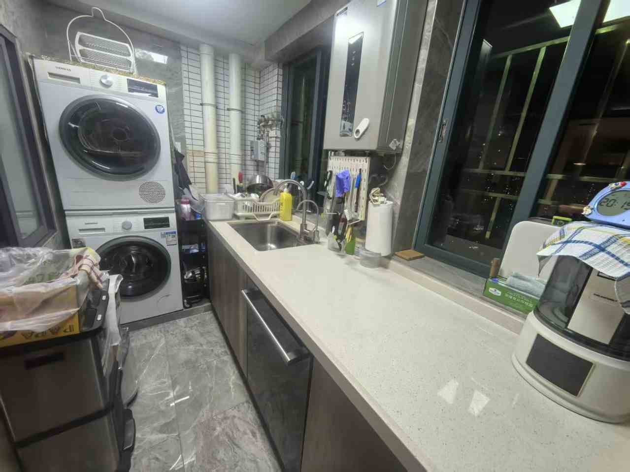 聚龙大厦 3房2厅2卫 97.34㎡