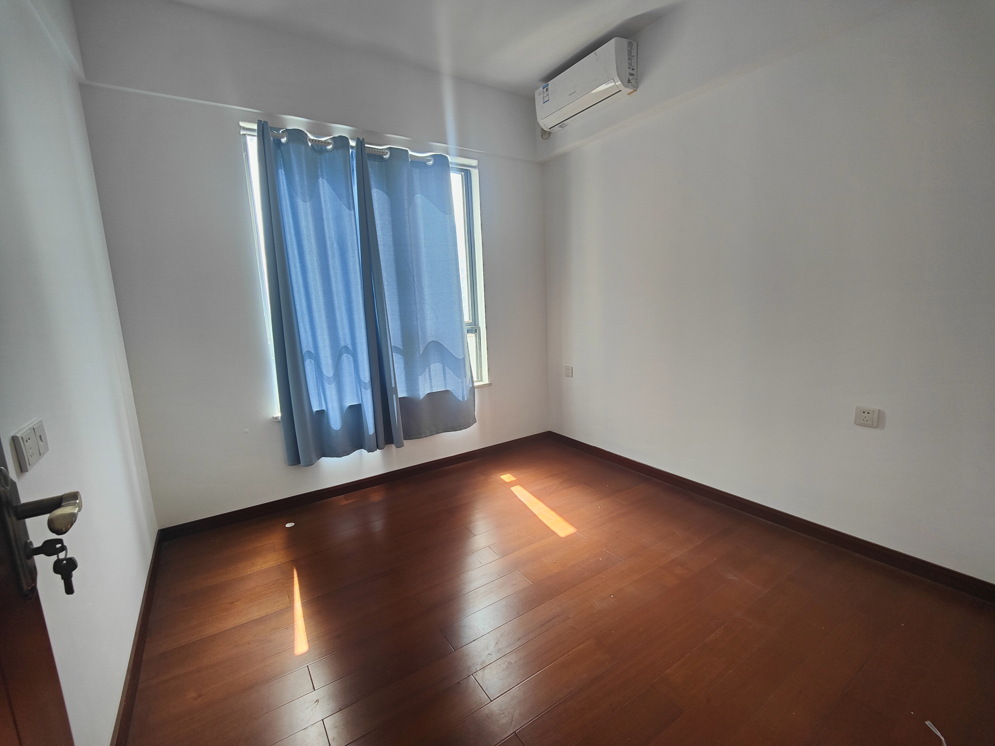 中邦浪琴湾一期 3房2厅2卫 100㎡