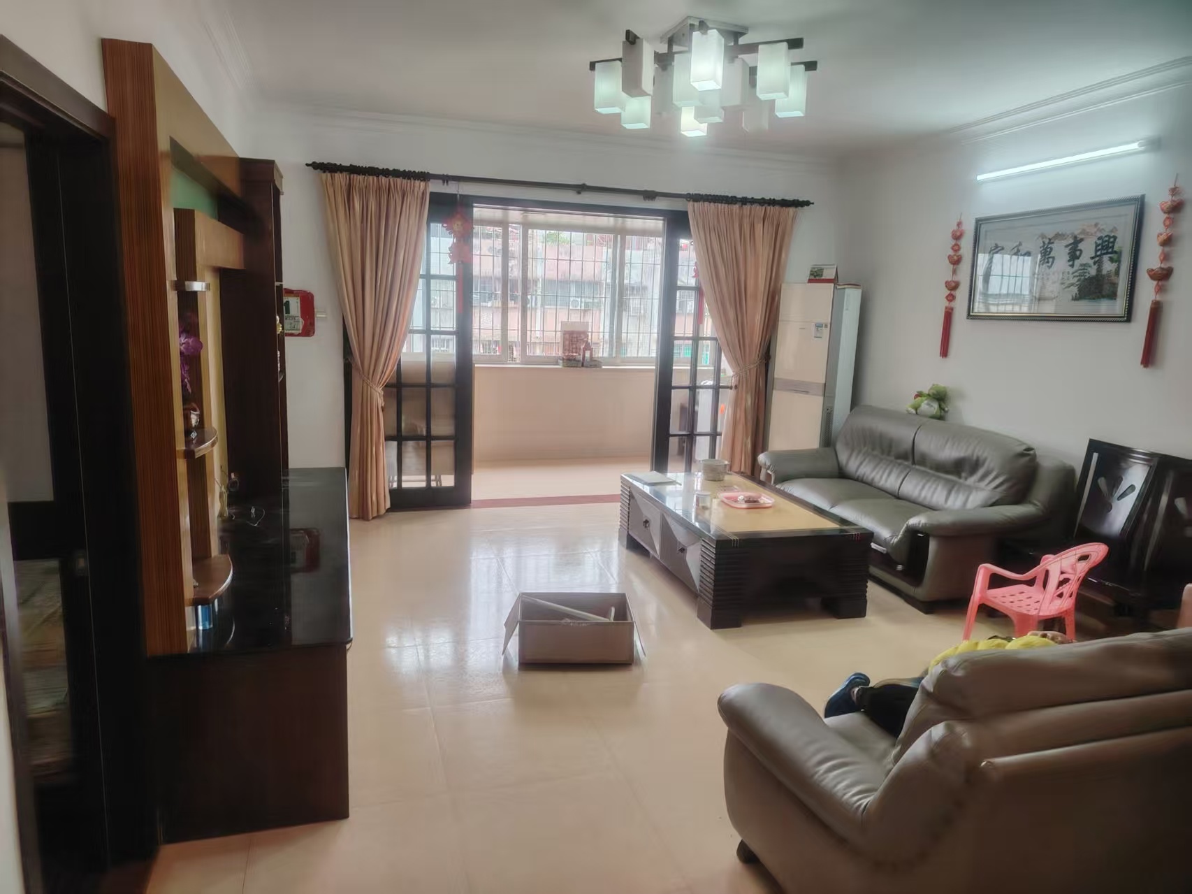 振兴二路 3房2厅2卫 100㎡-江门振兴二路租房