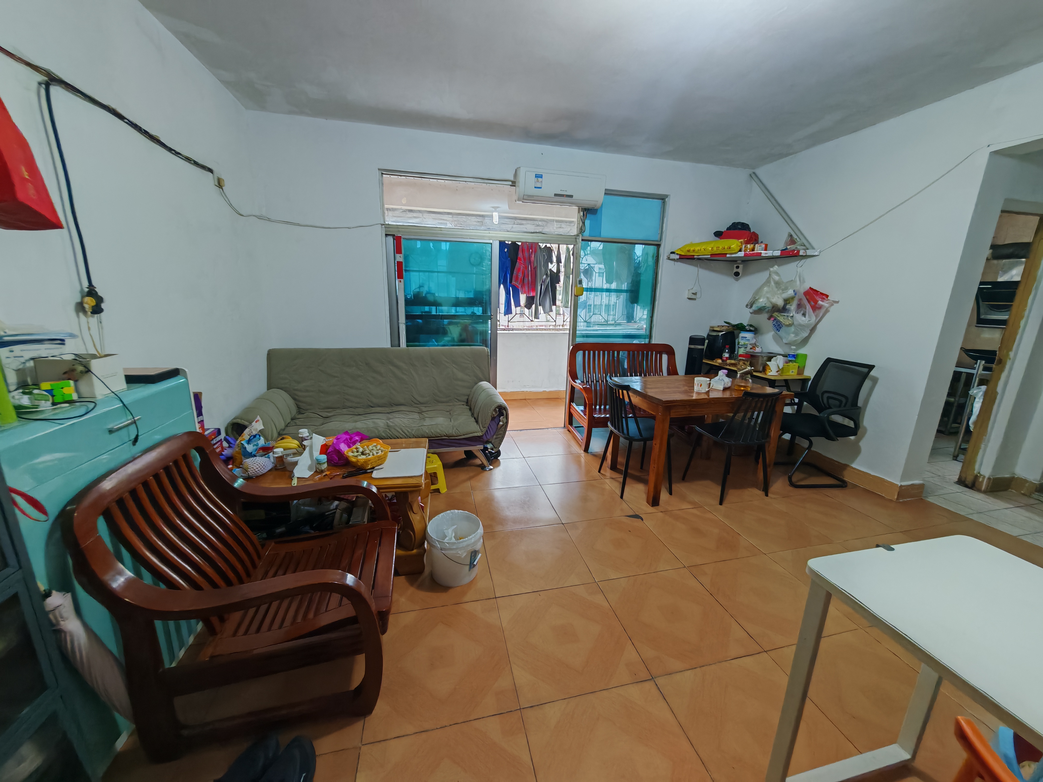 兴芙楼诚心出售，通风采光优，户型实用率高，生活便利，尽享舒适居家体验。欢迎咨询！