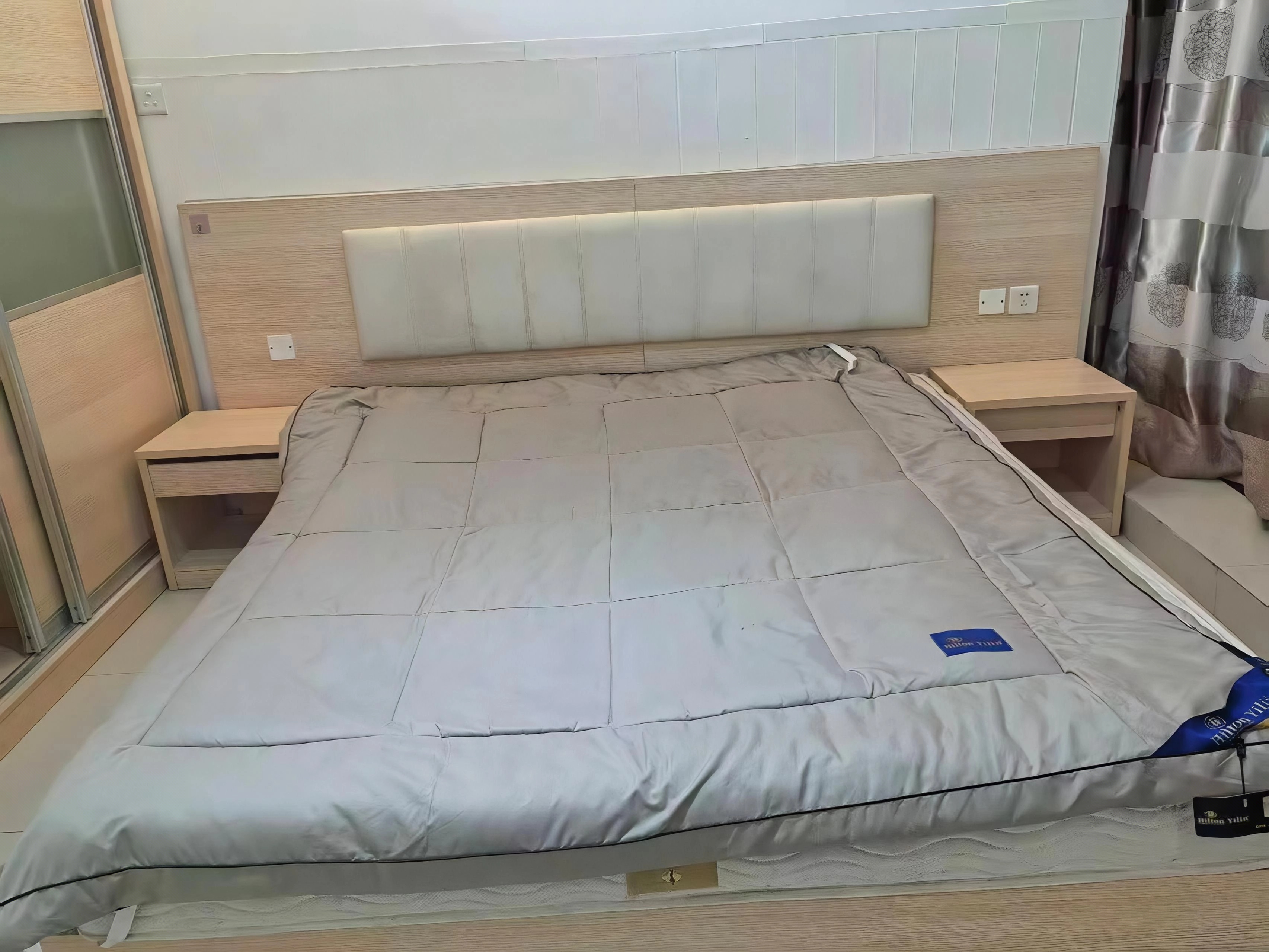 龙岗平湖地铁口精装一房拎包入住