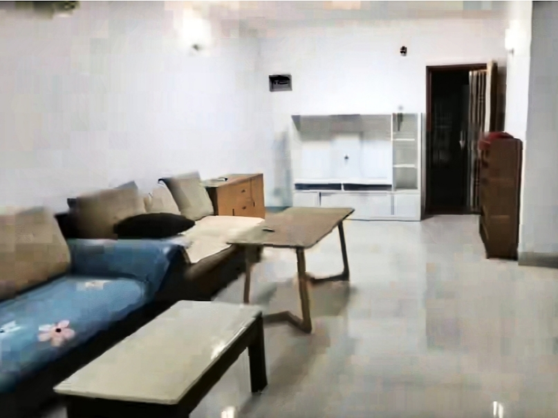 皇兴大厦 2房2厅1卫 78㎡