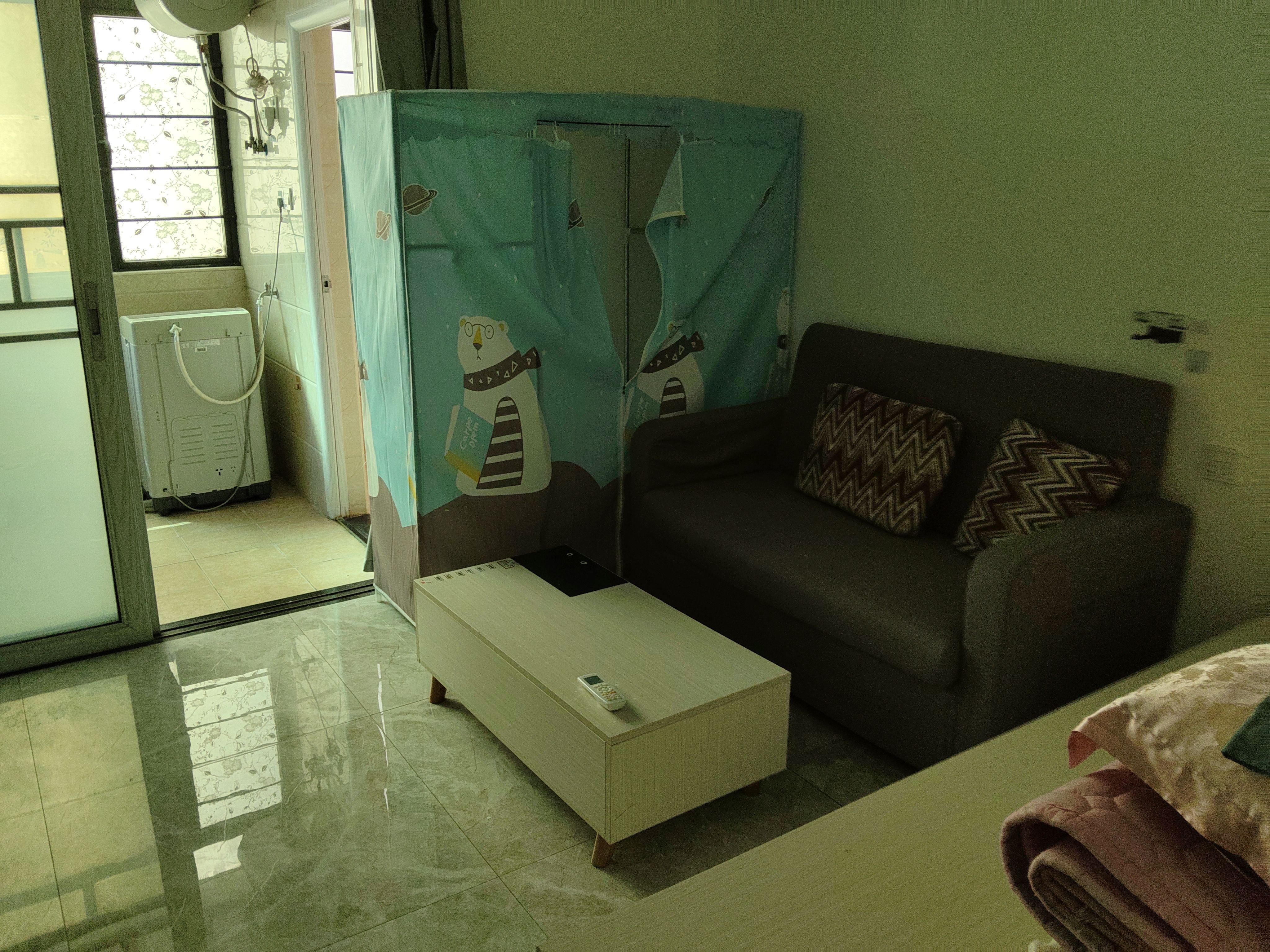 石厦东村 1房0厅1卫 30㎡