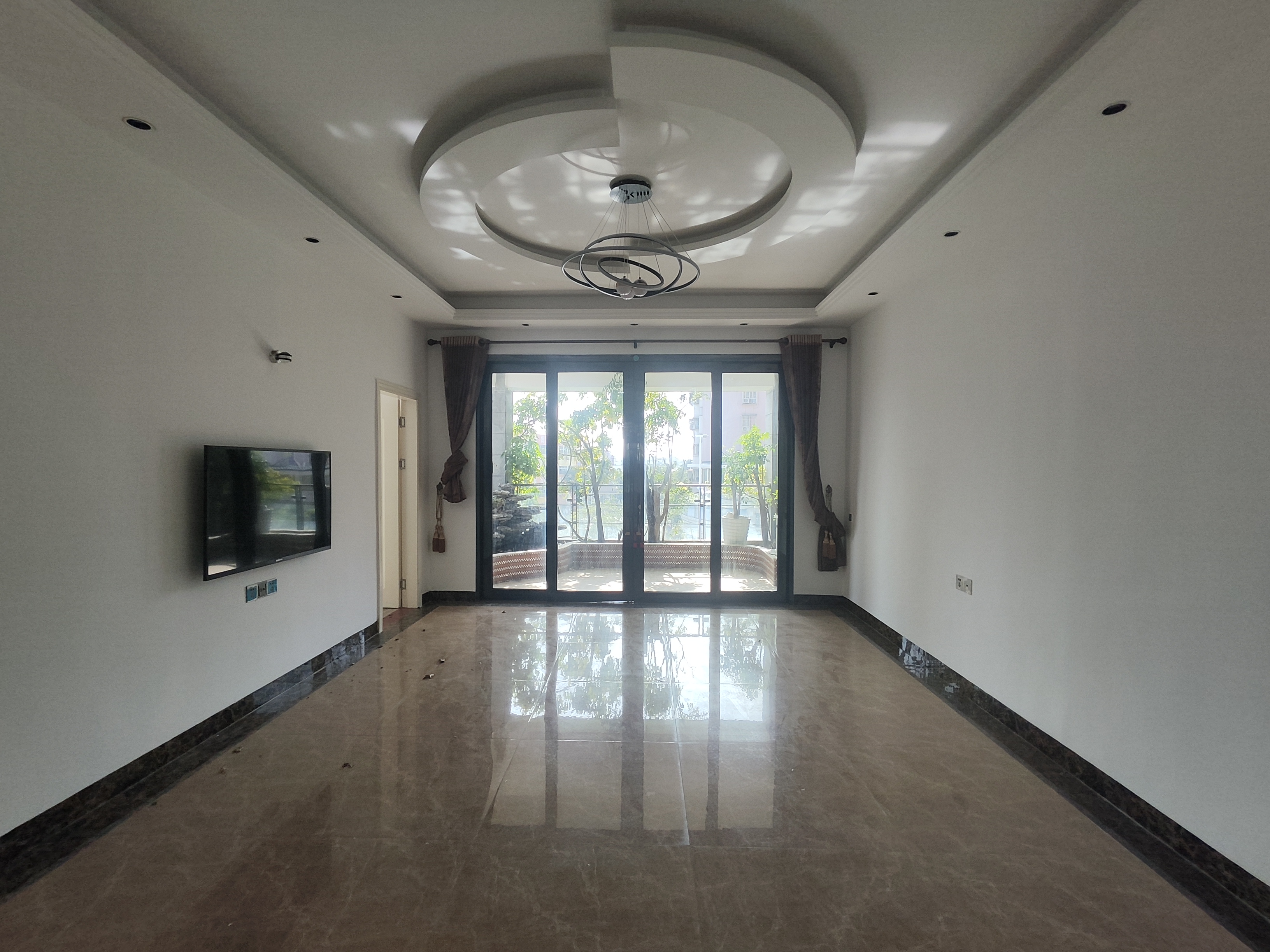 尚璟园，税费低，方正户型，朝南采光佳，车位足，带花园，业主诚售，随时看房！-江门尚璟园二手房