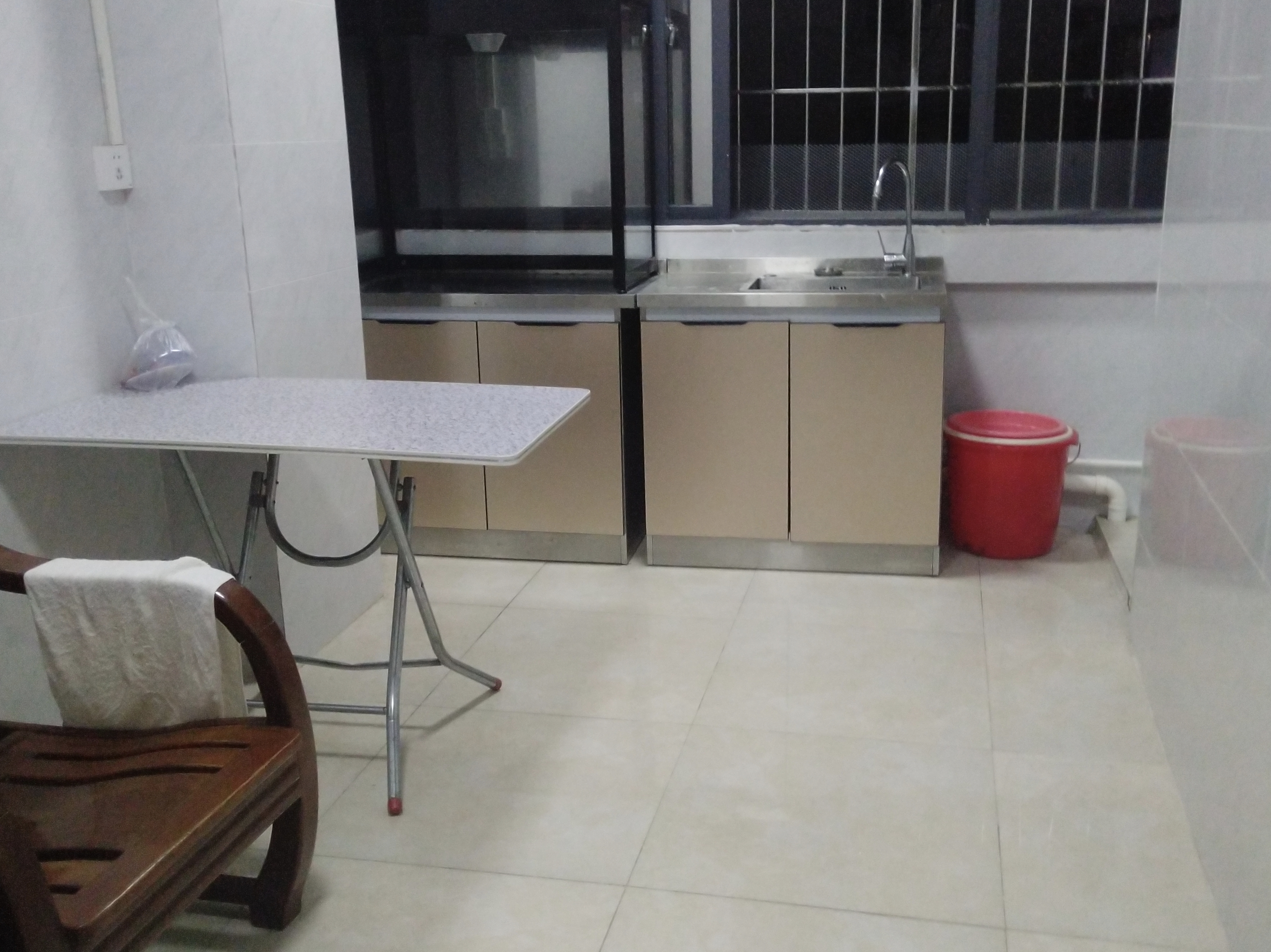 宝安24区住宅楼 1房1厅1卫 74.85㎡-深圳宝安24区住宅楼租房