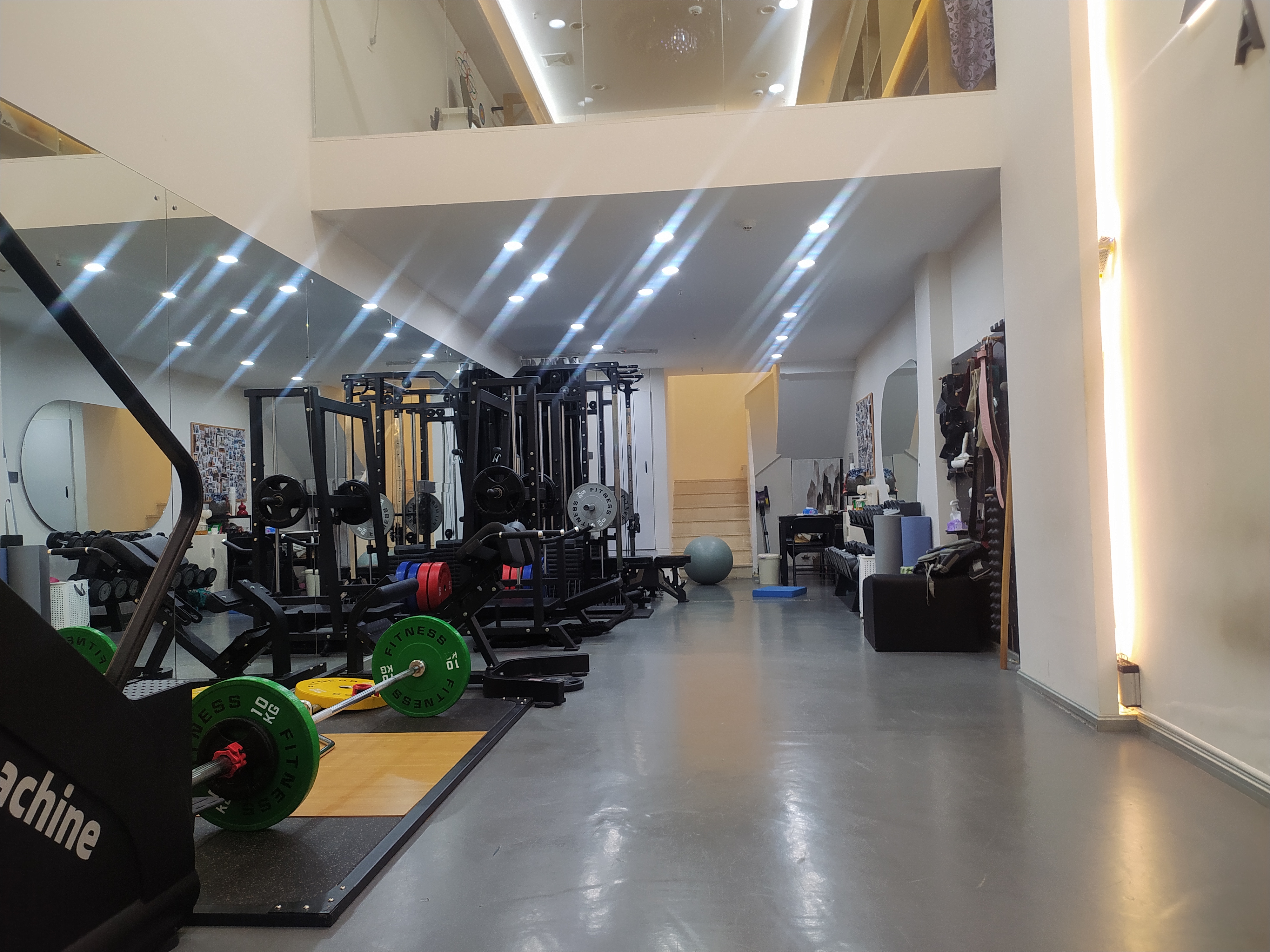 楼栋底商位置不错-深圳诺德假日花园租房