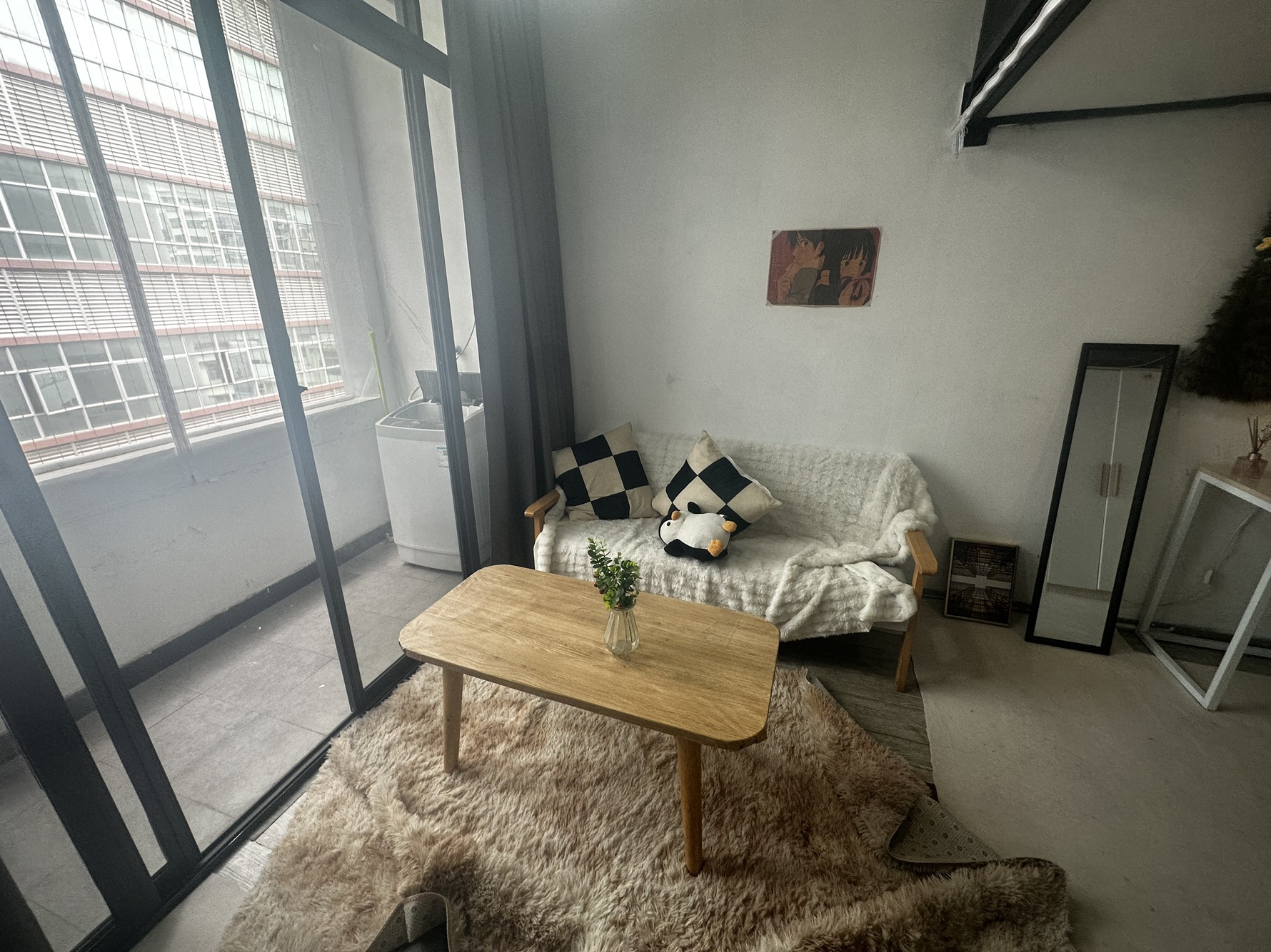 尔体AE小镇B栋 1房1厅1卫 30㎡