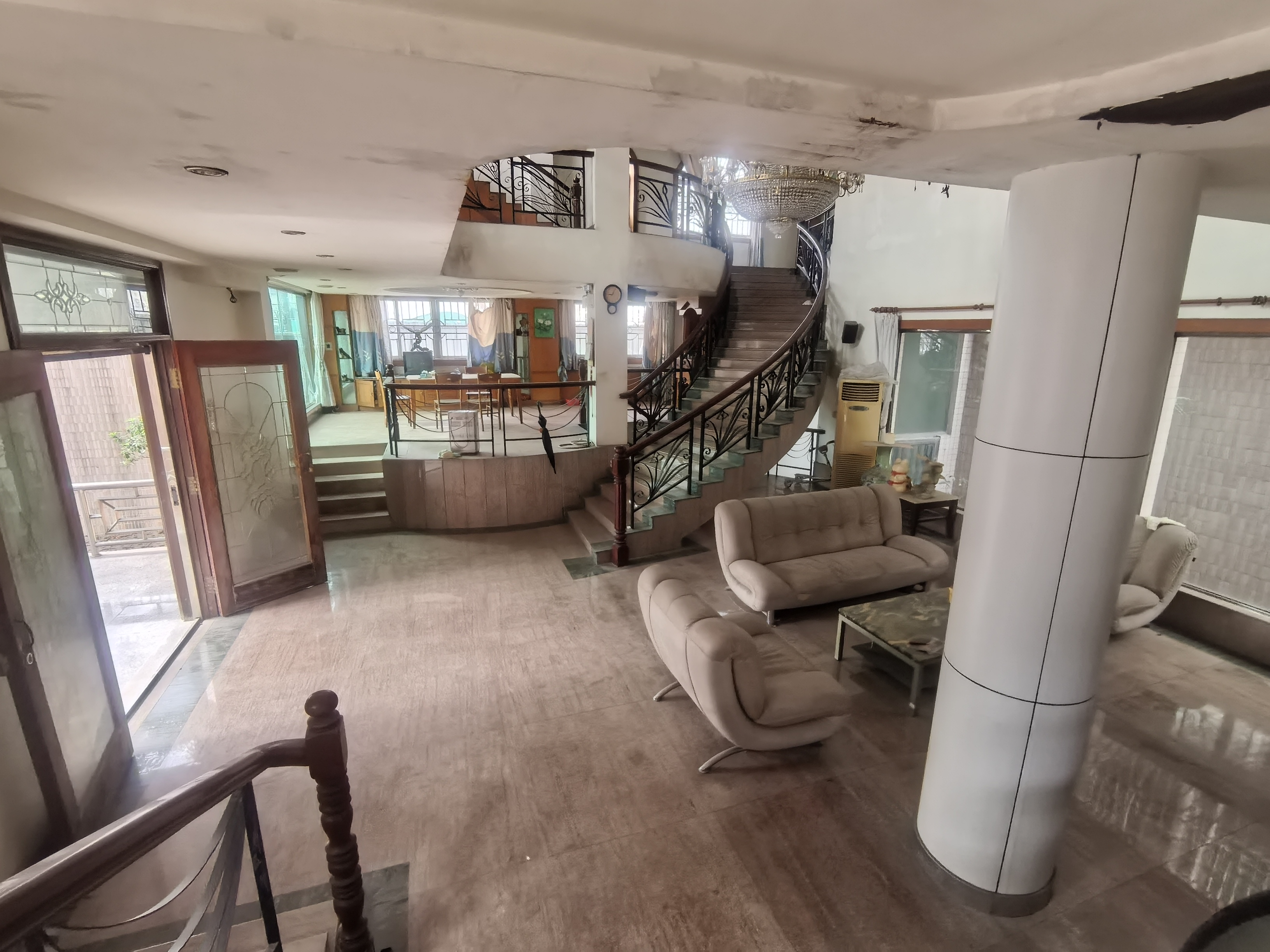 绩西社区诚心出售，朝南房源，阳光洒满每个角落，生活舒适惬意，欢迎前来咨询！-中山绩西社区二手房