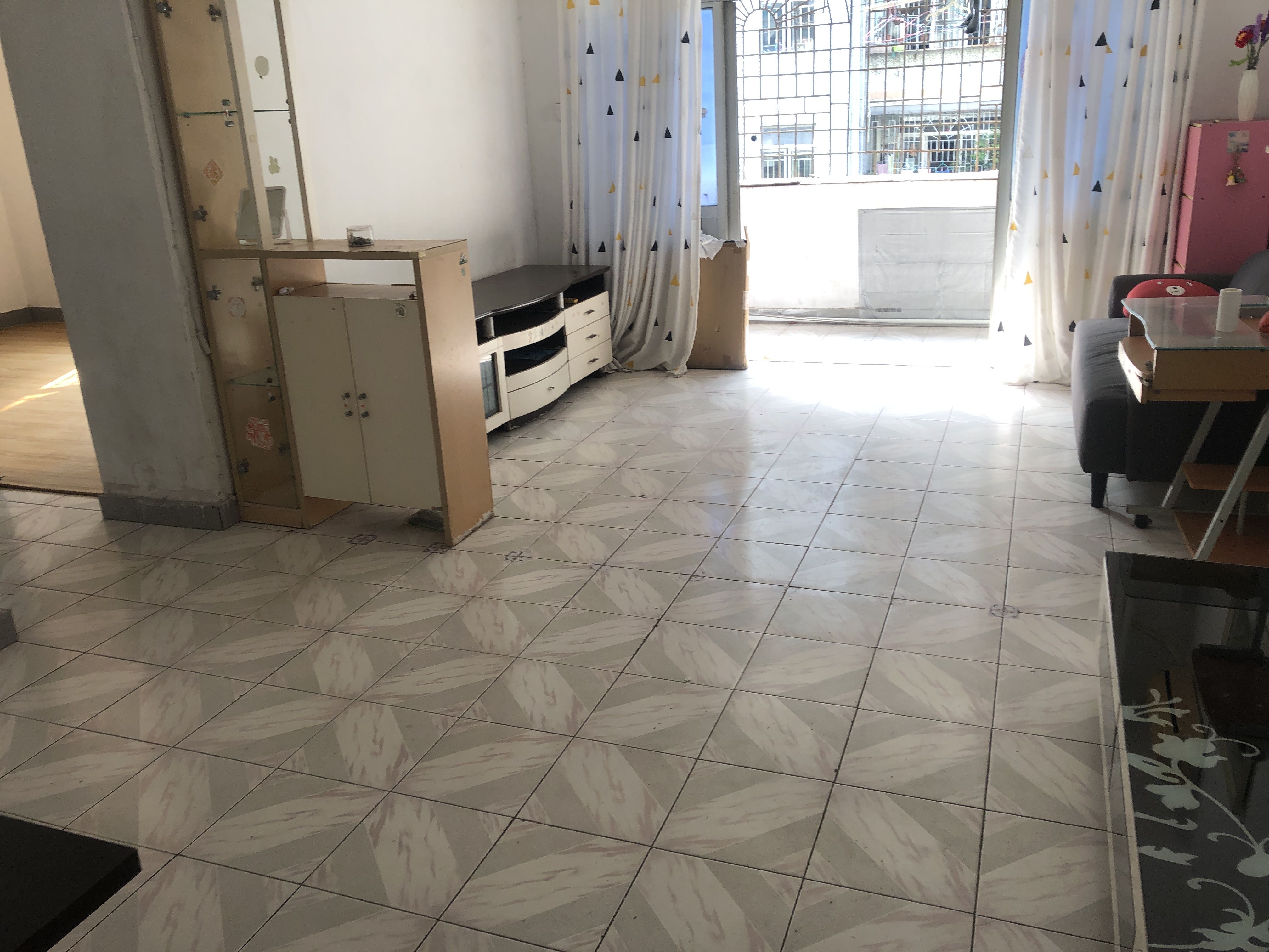 畔山花园 2房2厅1卫 78㎡-深圳畔山花园租房