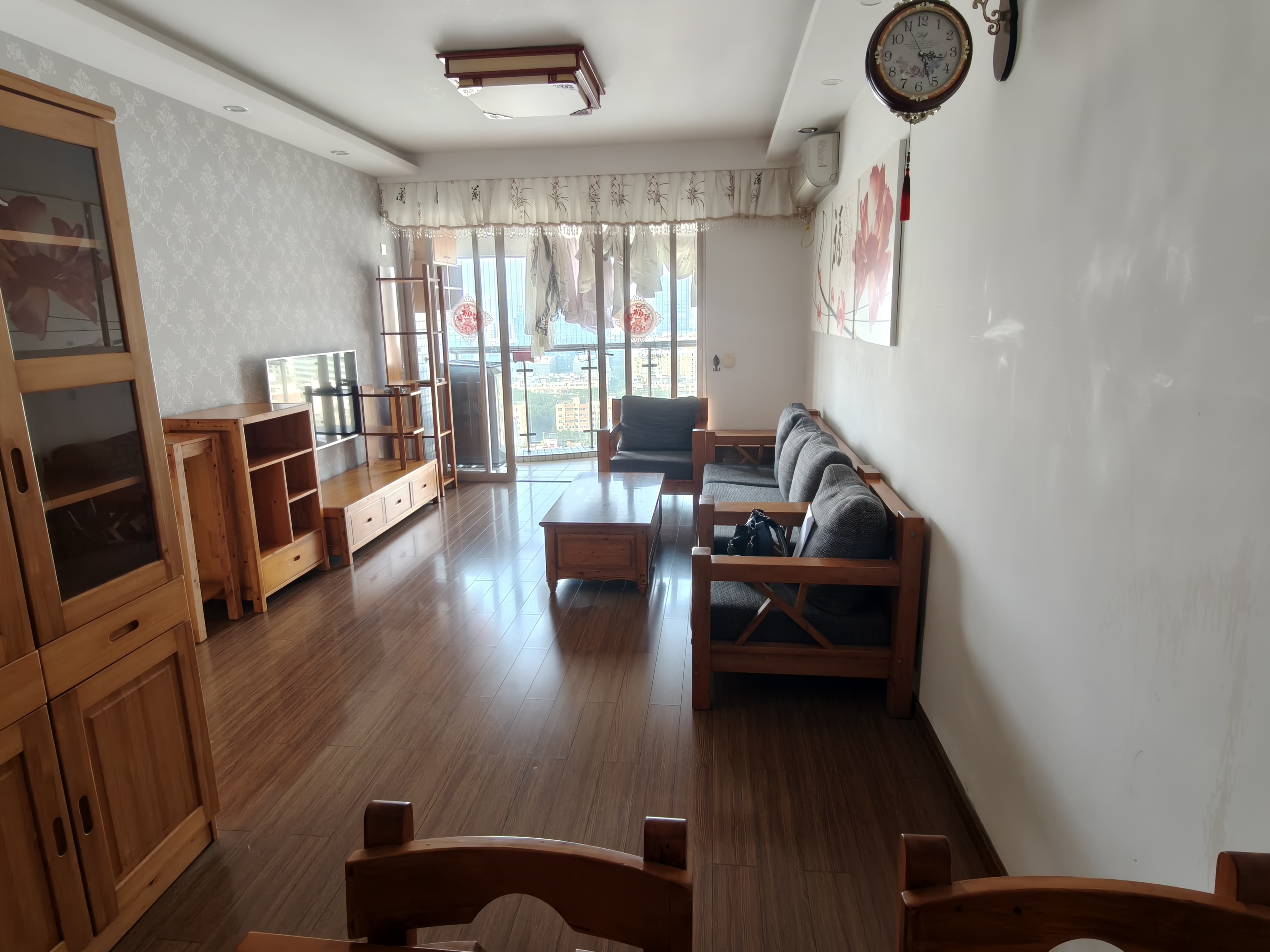 名家富居精装大两房高楼层视野好