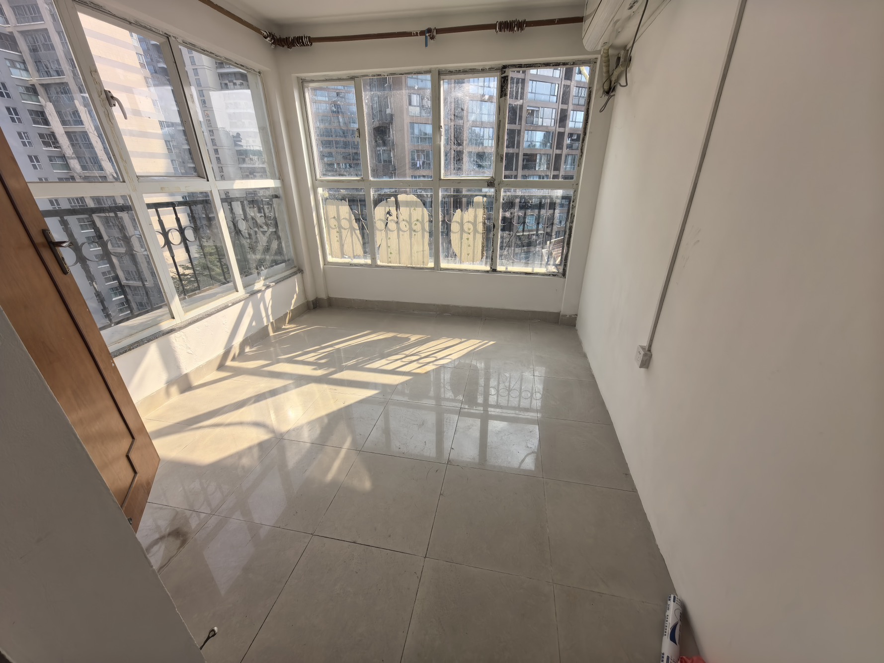 山水居 2房1厅0卫 50㎡