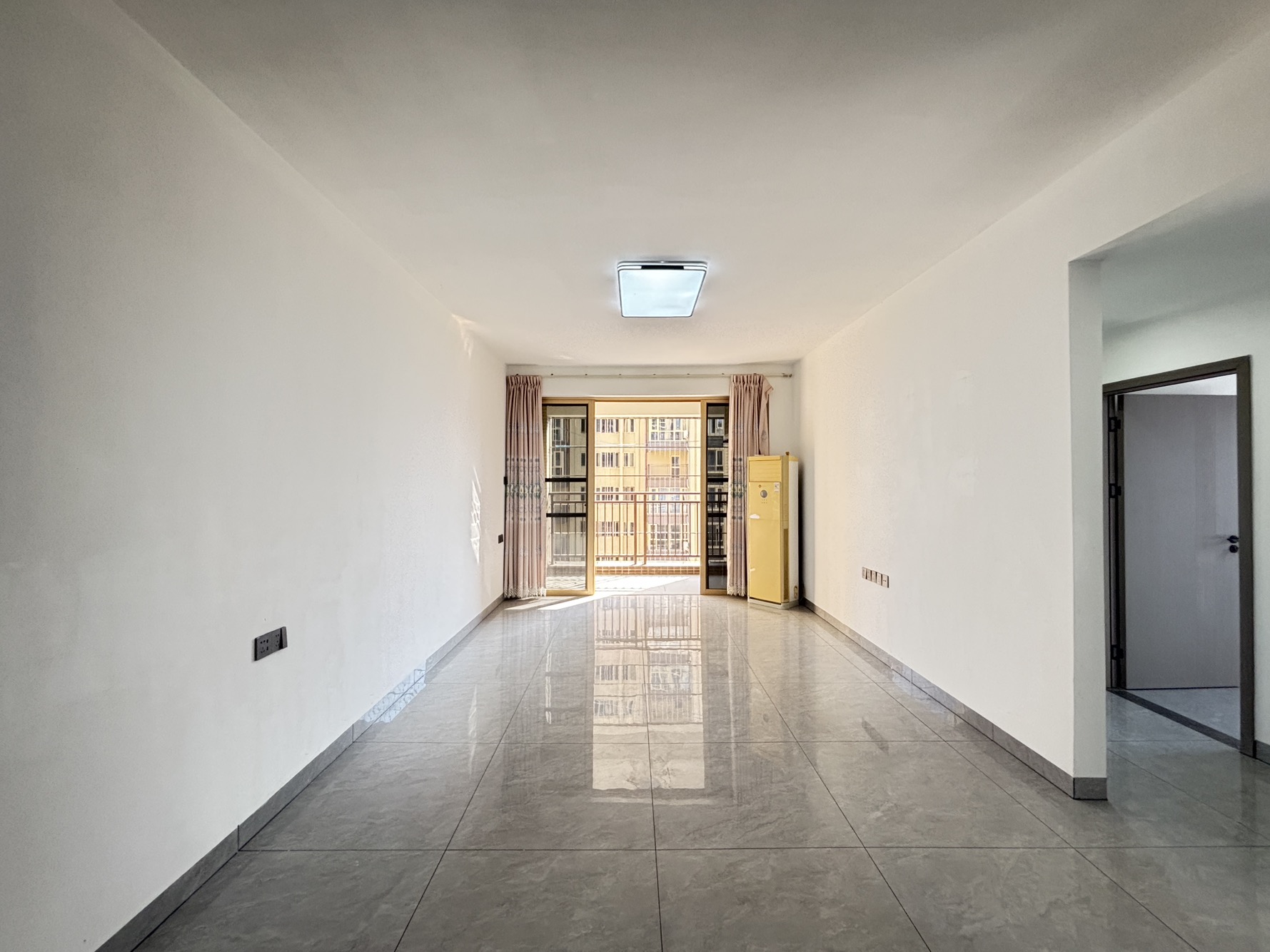 景亿公馆 3房2厅1卫 89㎡