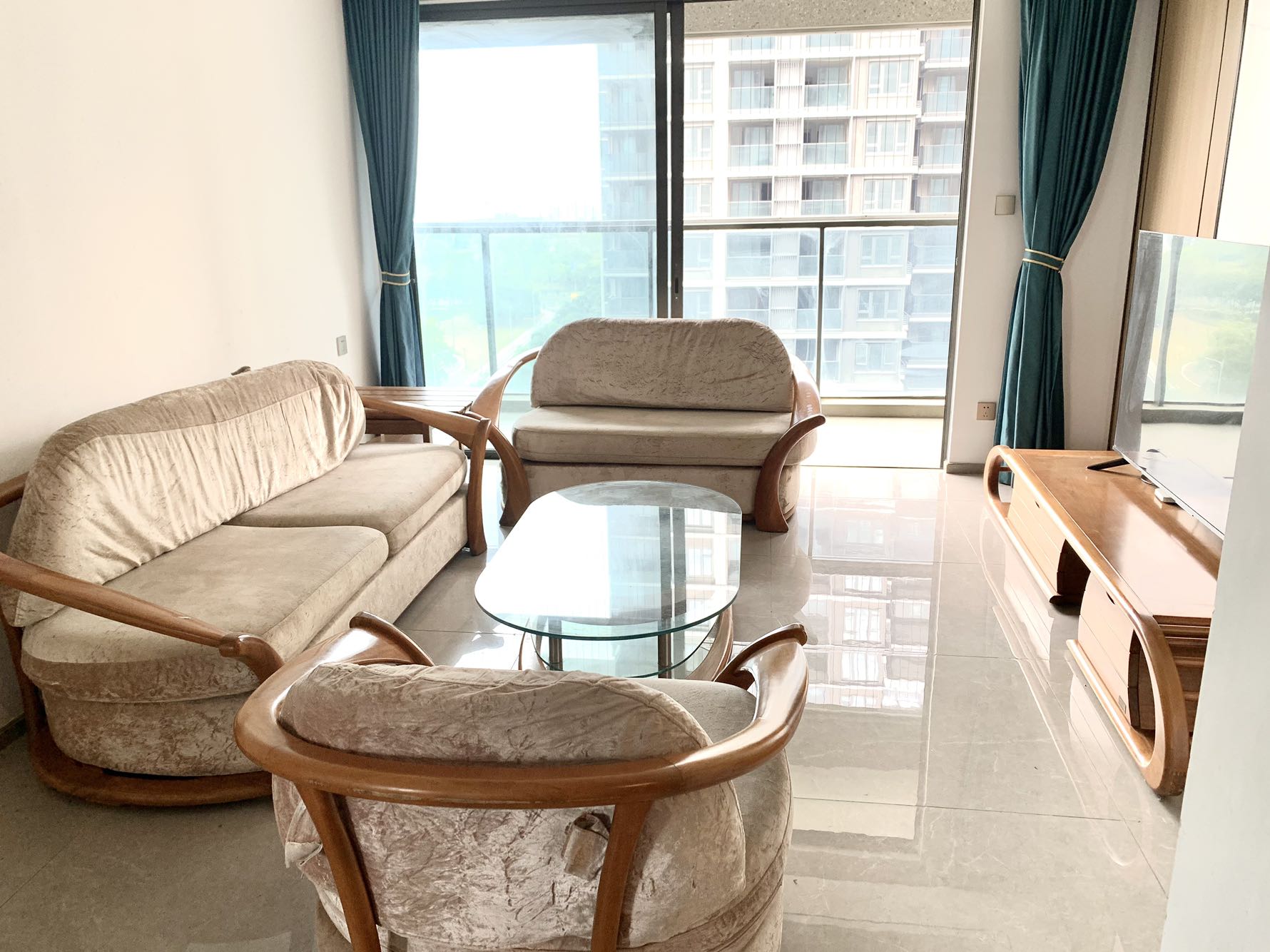 柳岸晓风 4房2厅2卫 128㎡-广州柳岸晓风二手房