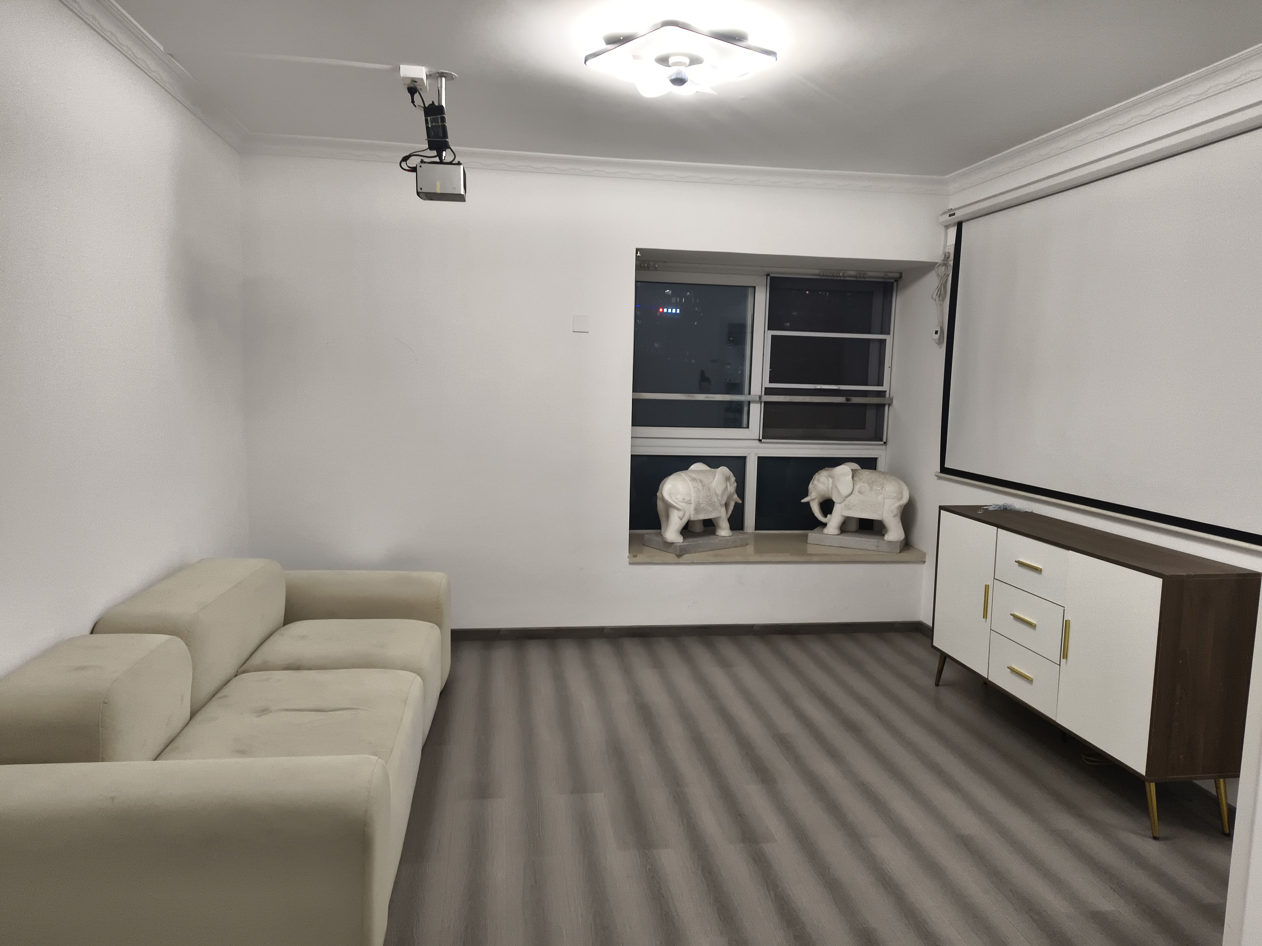 紧邻12号线桃园地铁站，仅413米步行距离-深圳时代骄子大厦租房