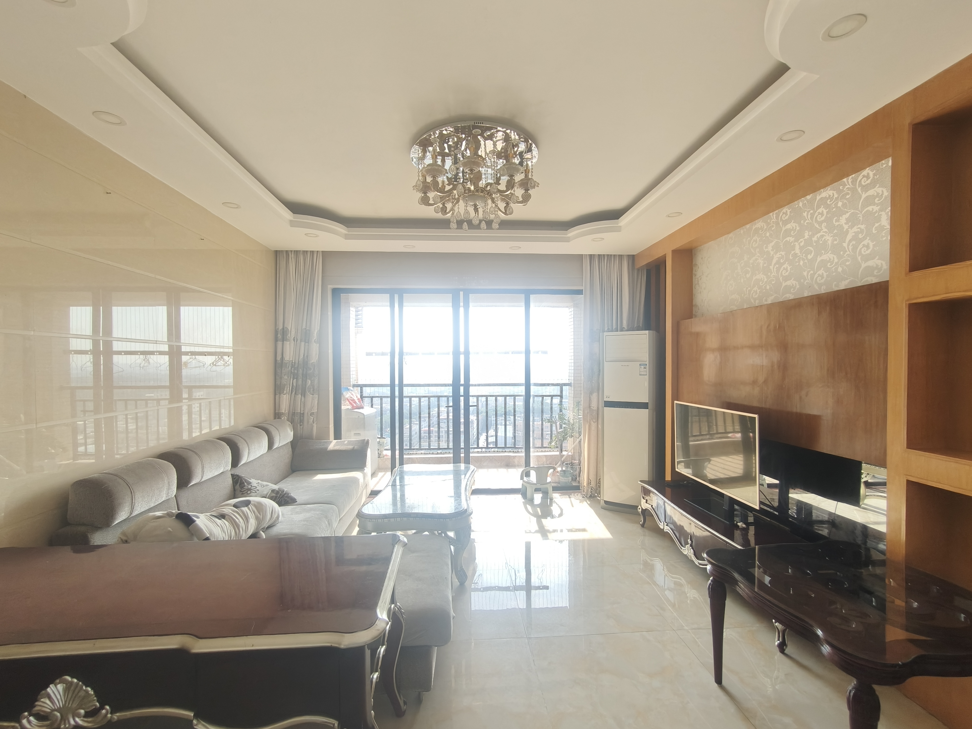 业主诚心出租-东莞富盈御荷租房